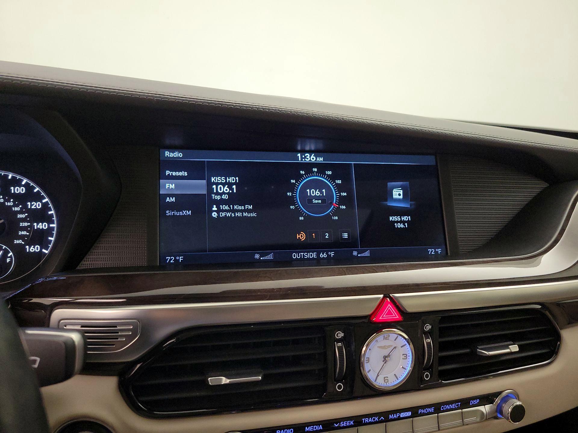 Thumbnail: 2019 Genesis G90 - 16