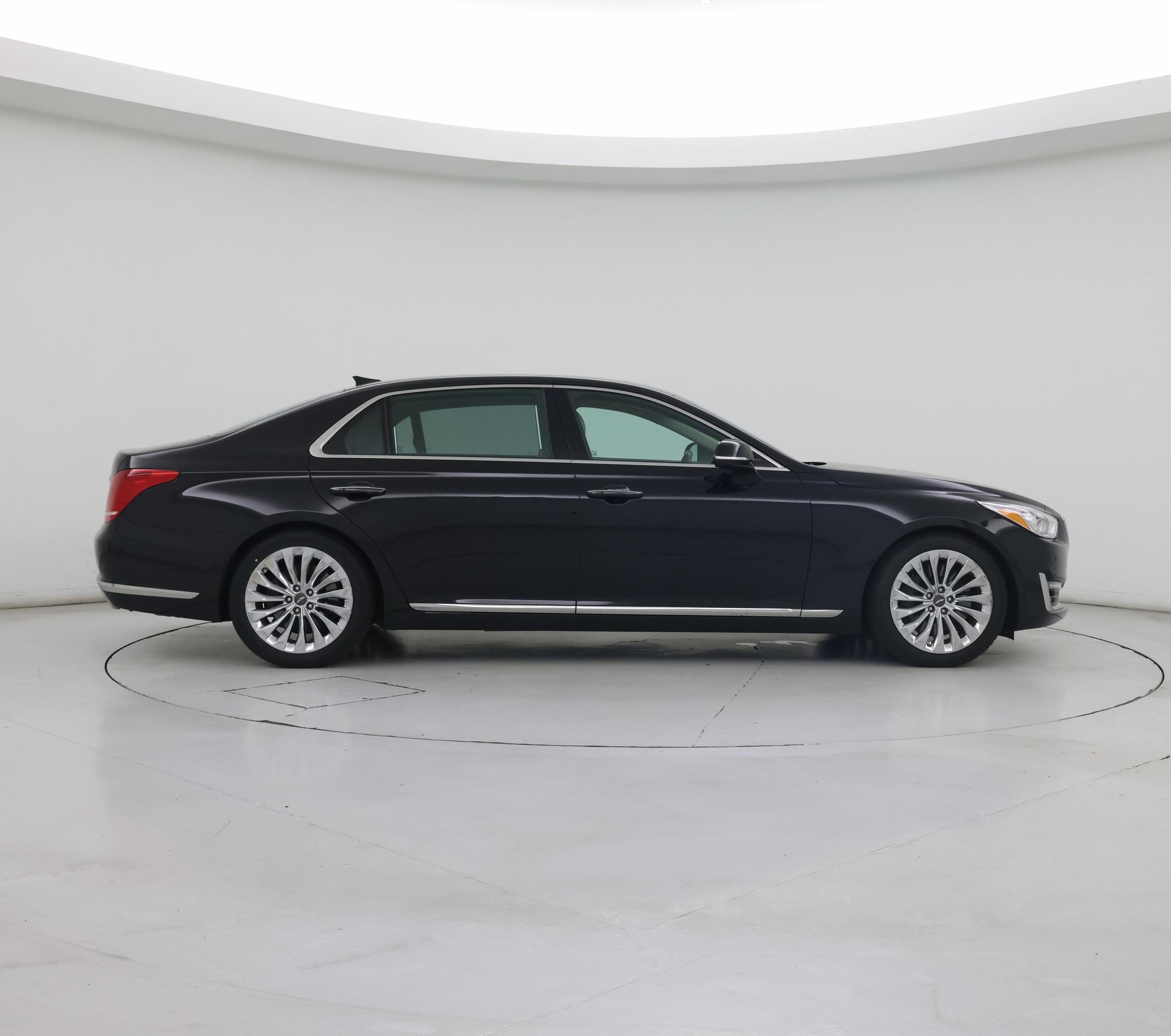 Thumbnail: 2019 Genesis G90 - 7
