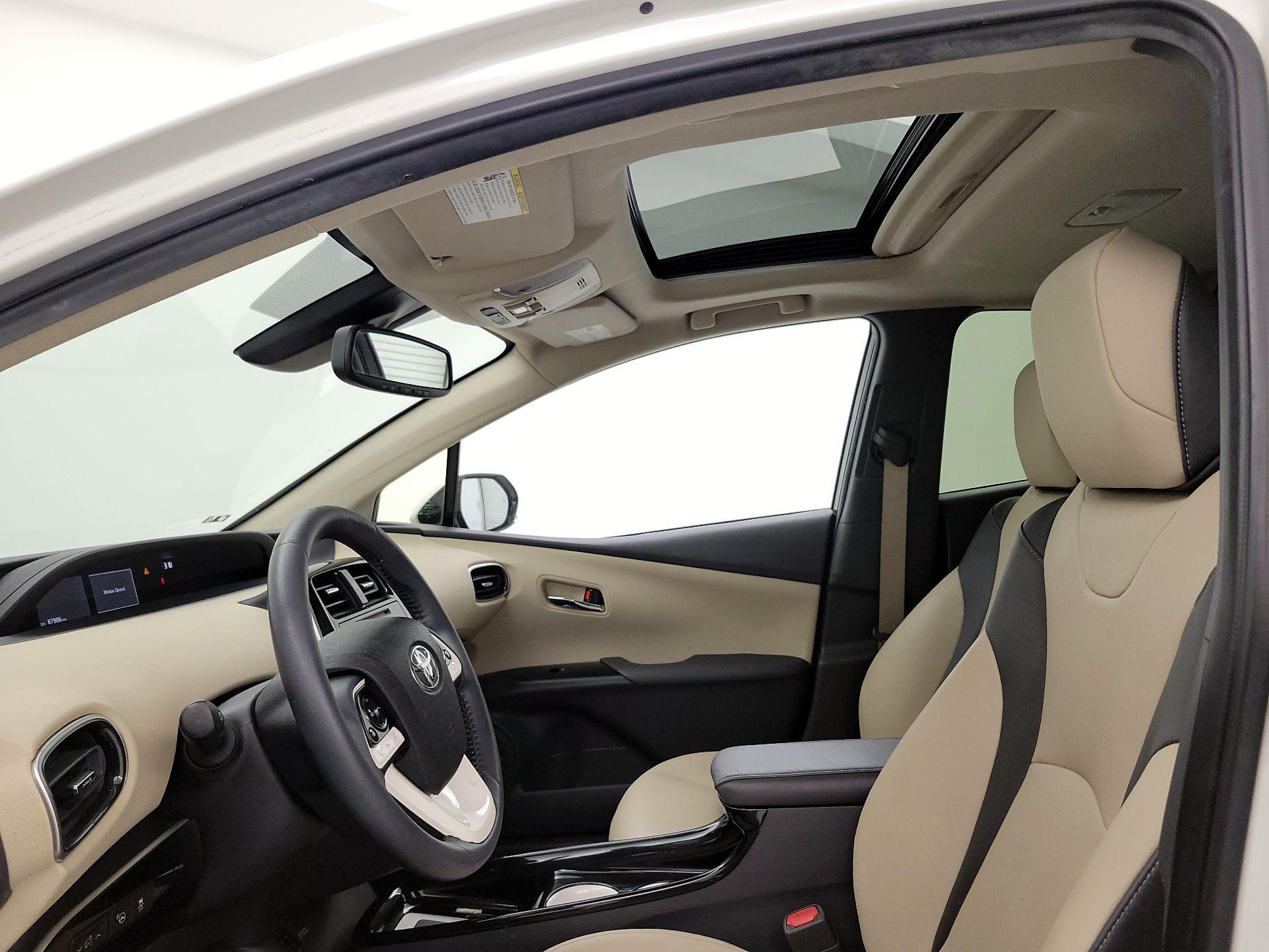 Thumbnail: 2016 Toyota Prius - 19