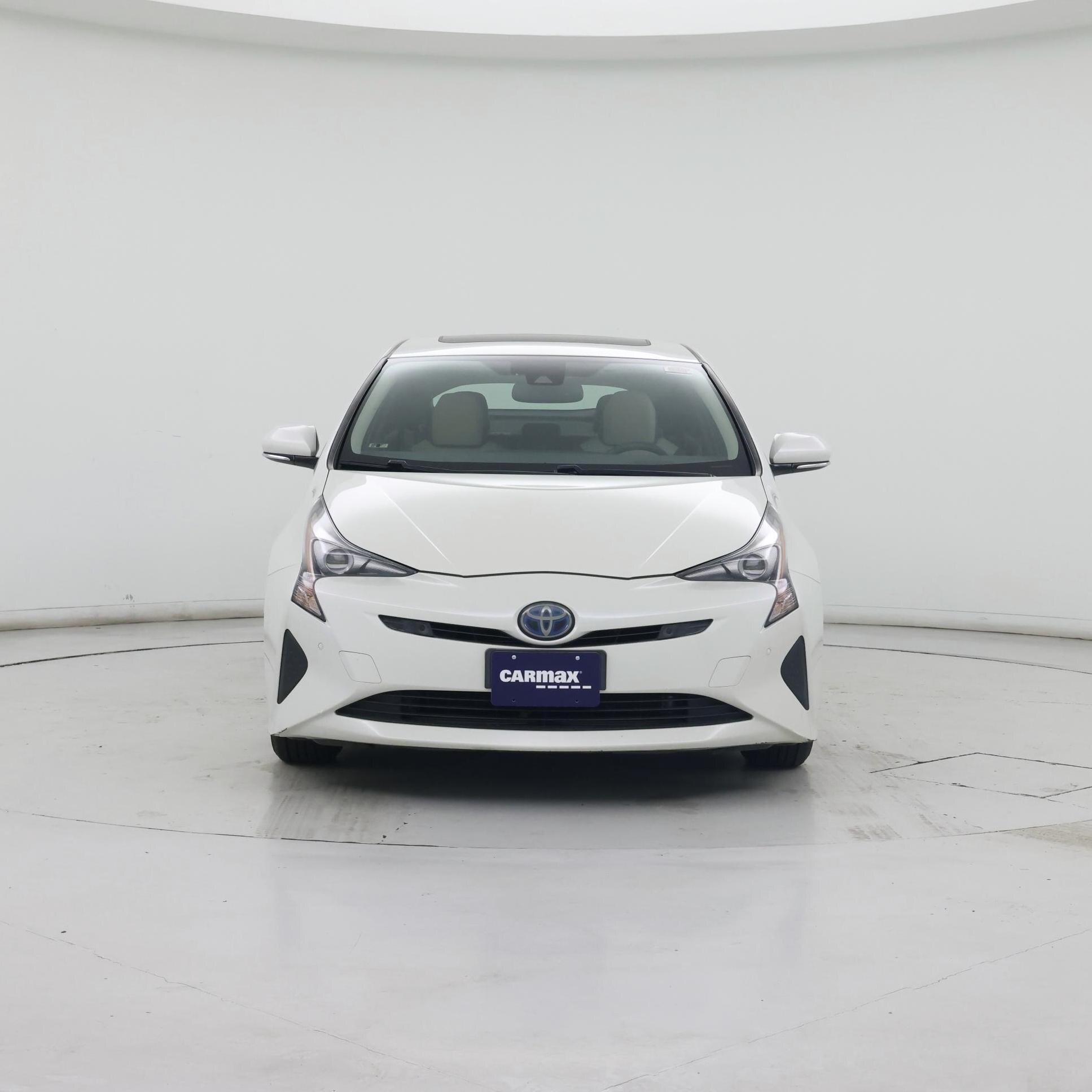Thumbnail: 2016 Toyota Prius - 5