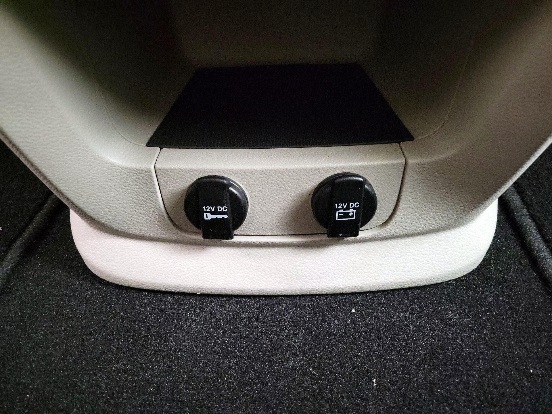 Thumbnail: 2017 Dodge Grand Caravan - 17