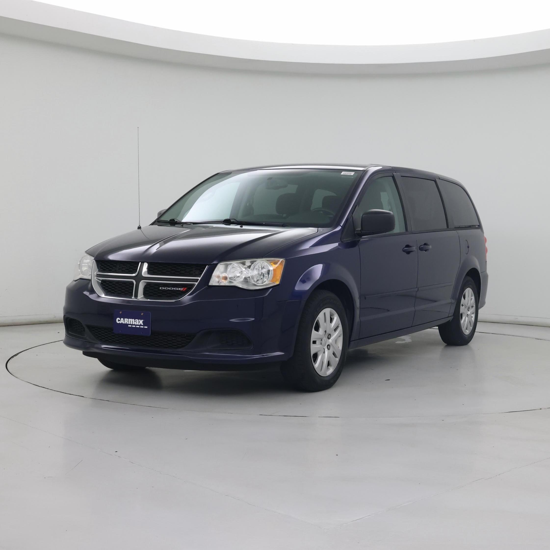Thumbnail: 2017 Dodge Grand Caravan - 4