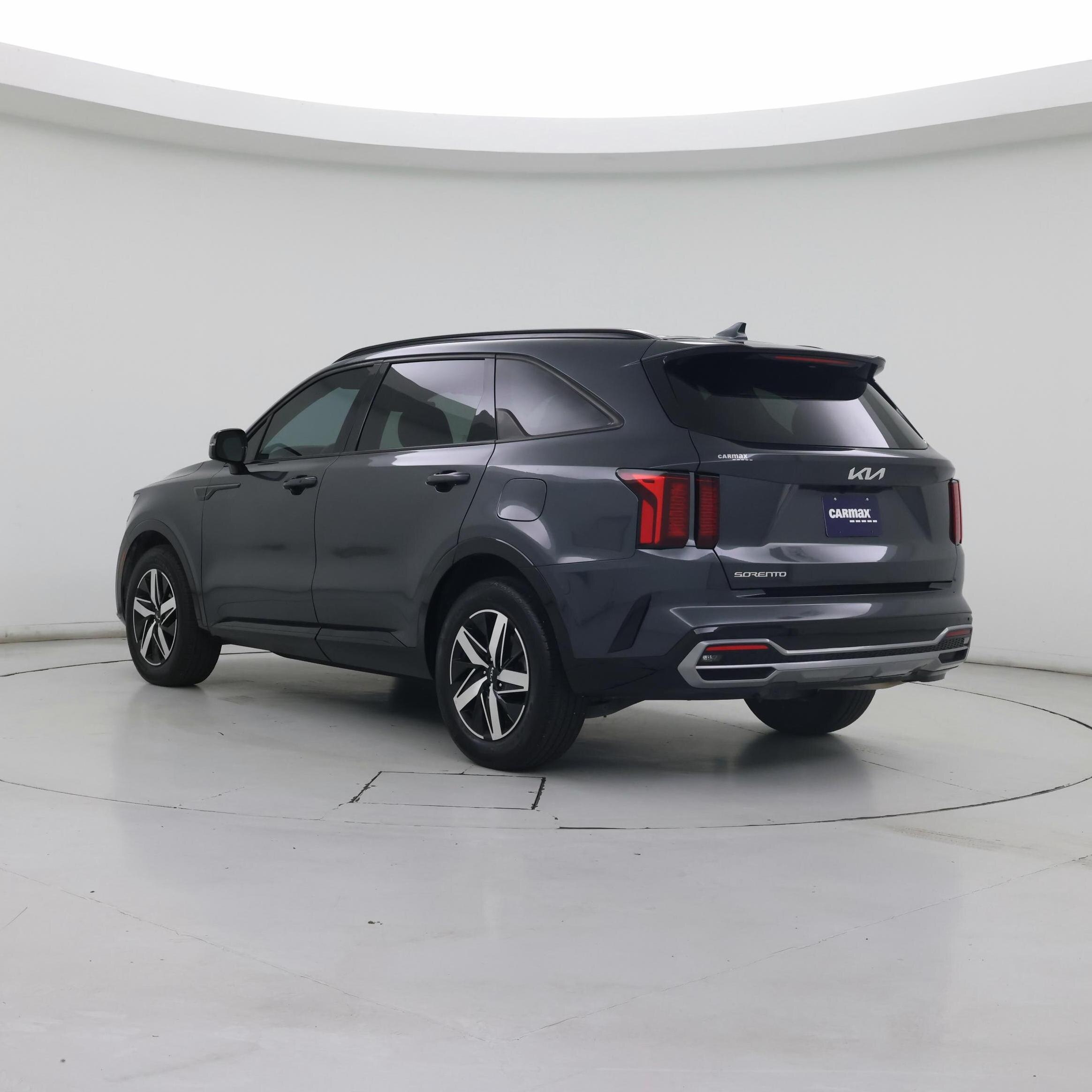 Thumbnail: 2023 Kia Sorento - 2