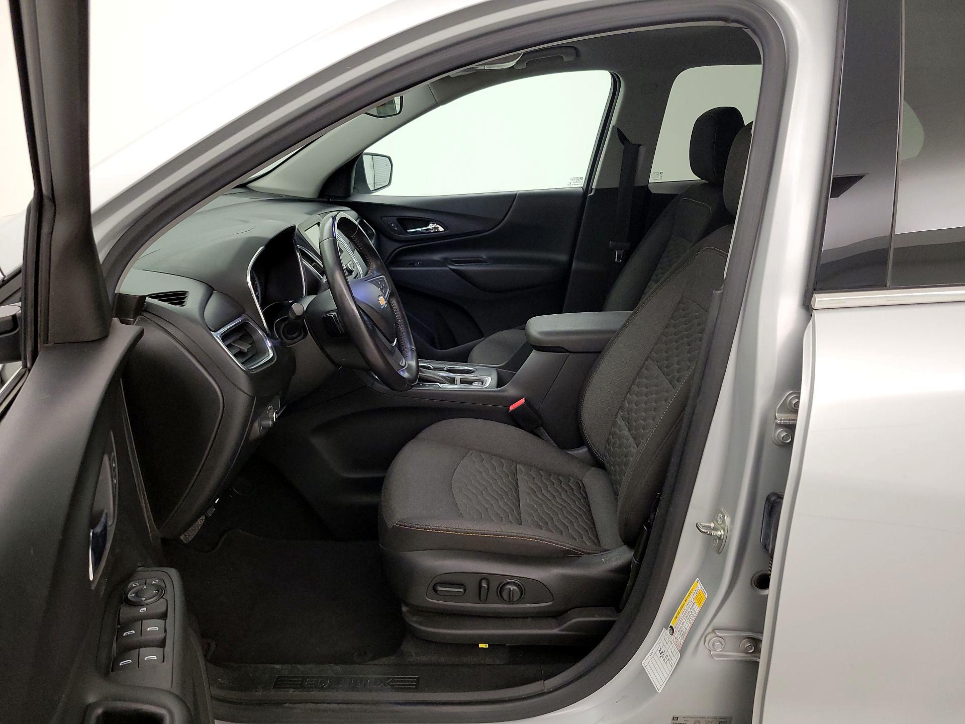 Thumbnail: 2018 Chevrolet Equinox - 11