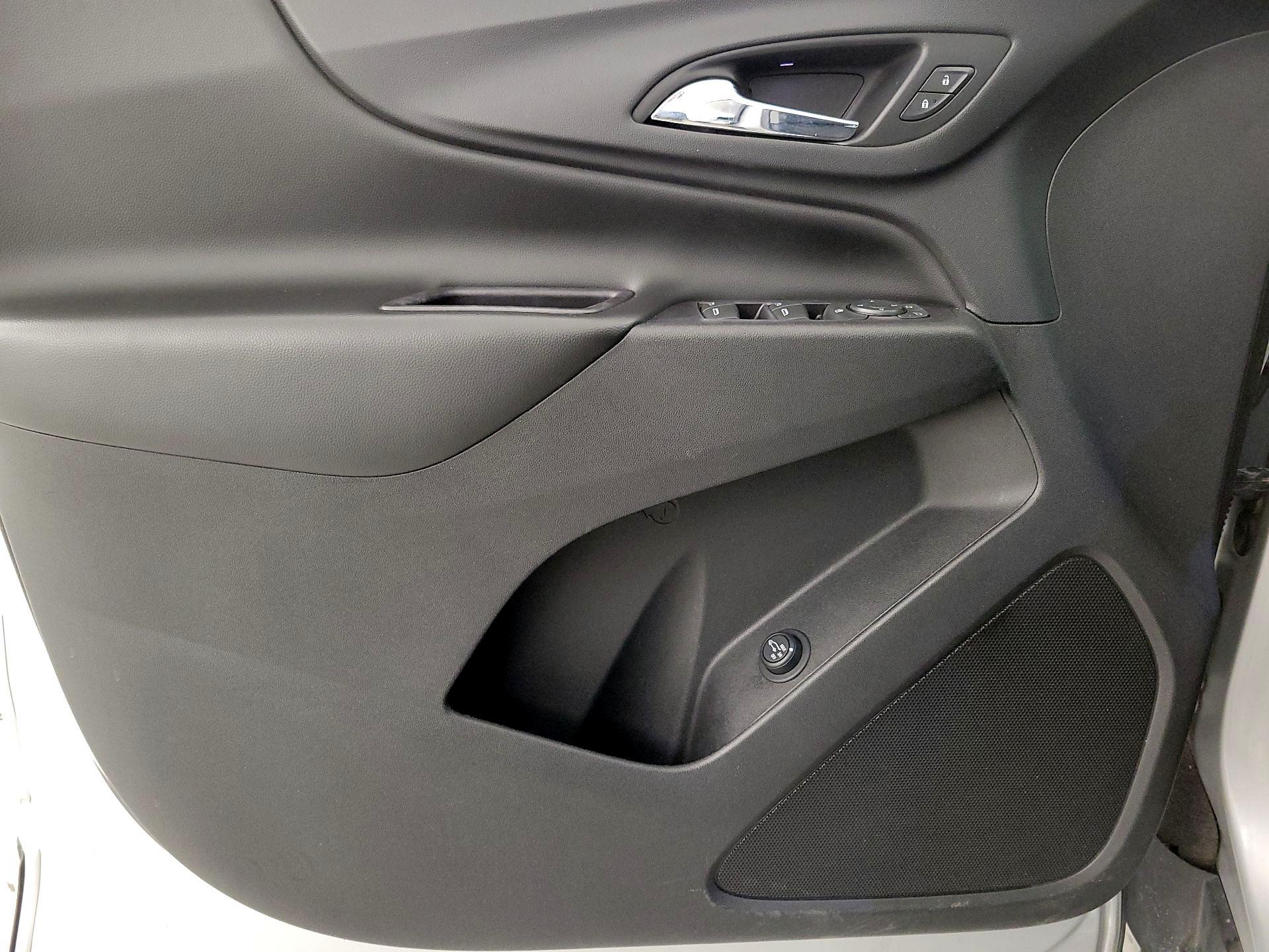 Thumbnail: 2018 Chevrolet Equinox - 12