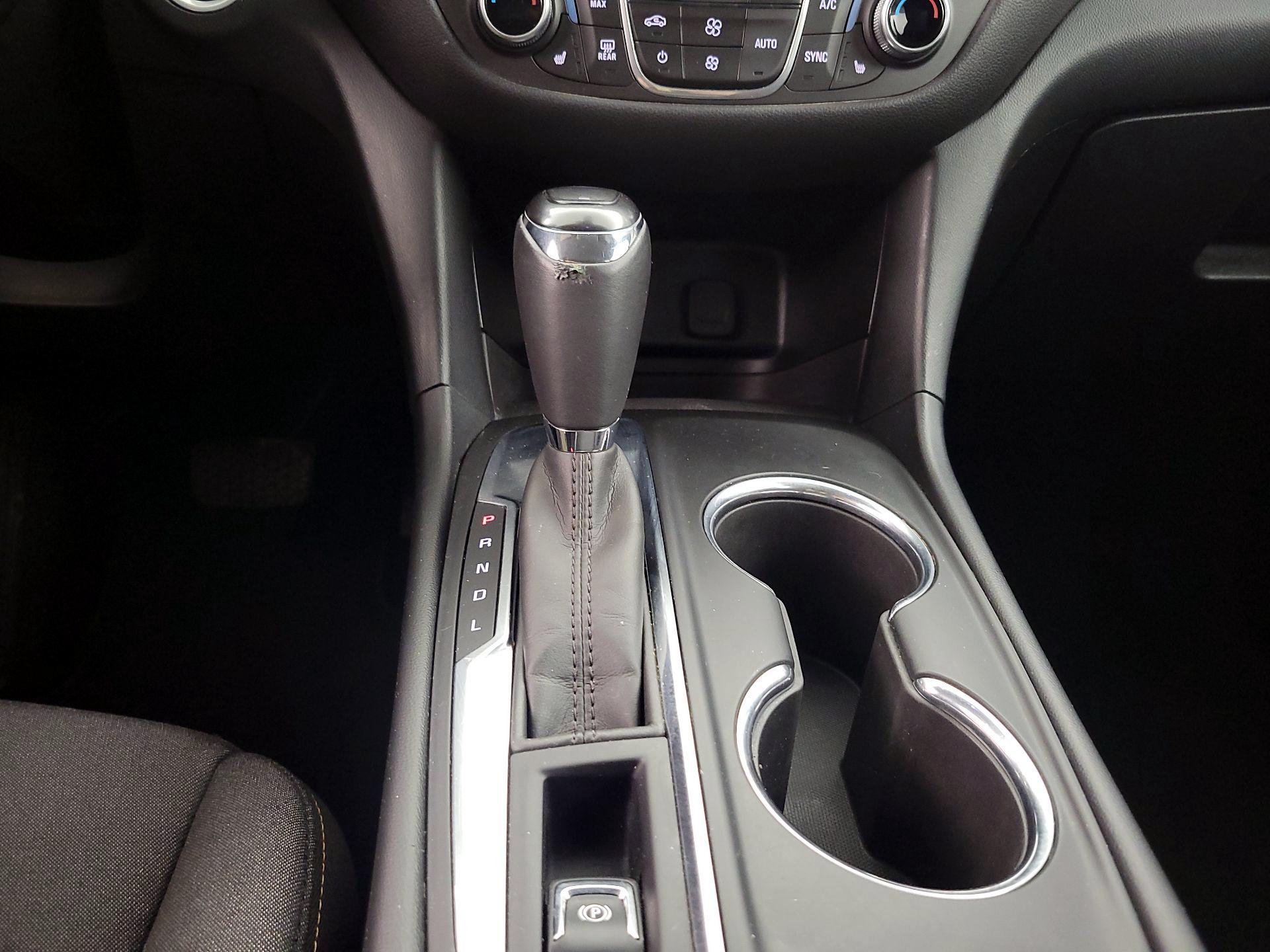 Thumbnail: 2018 Chevrolet Equinox - 17