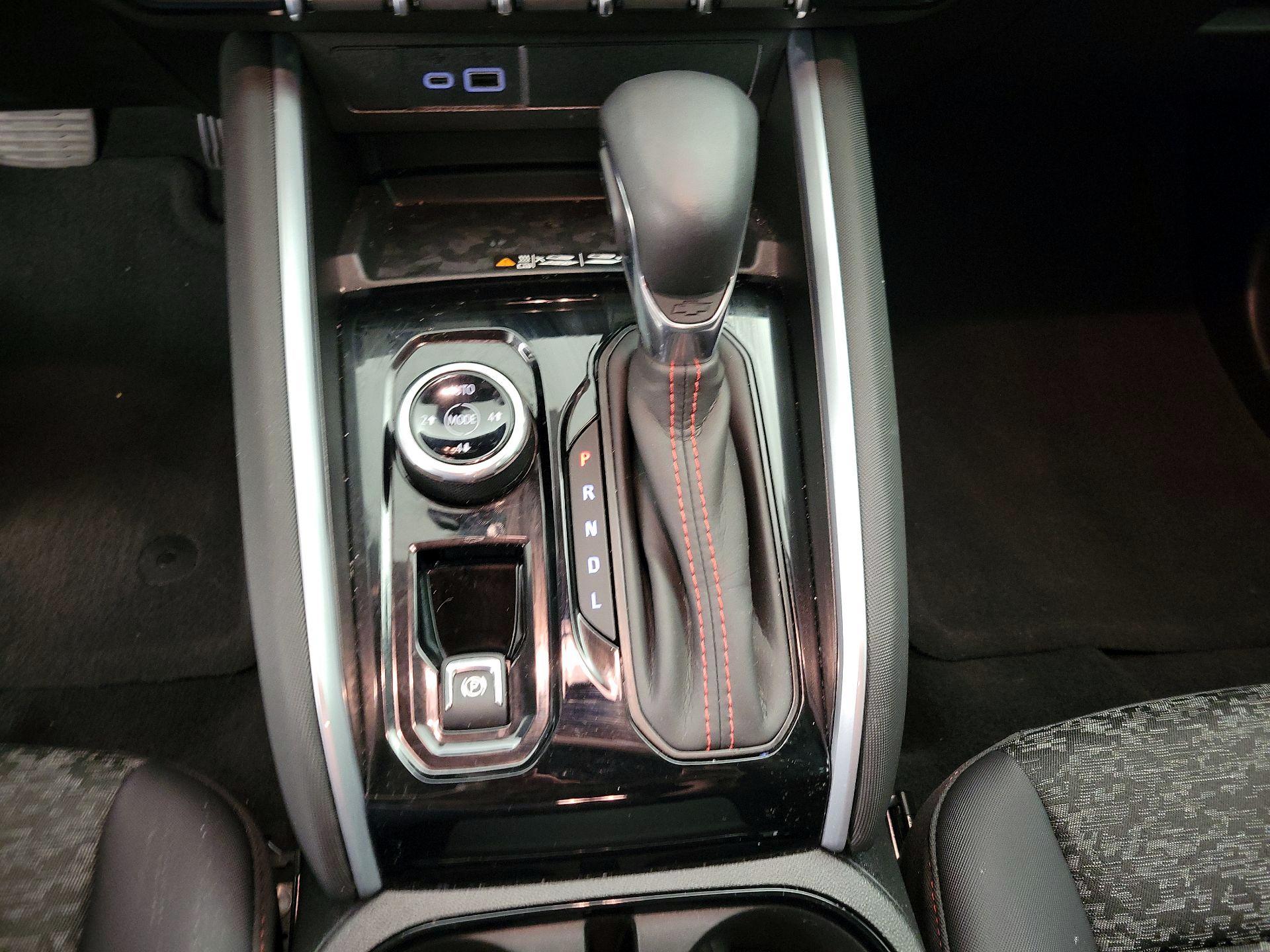 Thumbnail: 2025 Chevrolet Colorado - 17