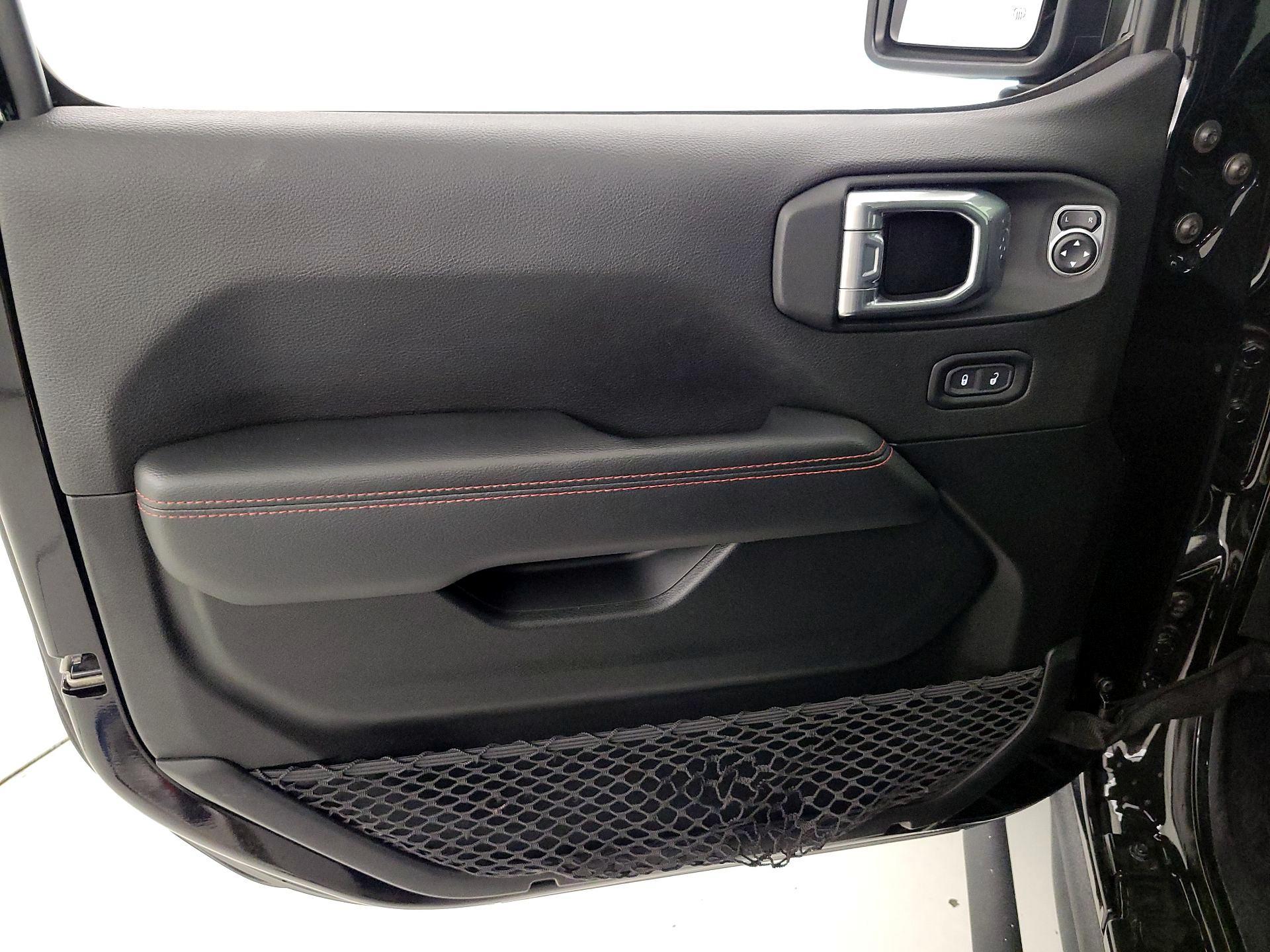 Thumbnail: 2021 Jeep Wrangler - 12