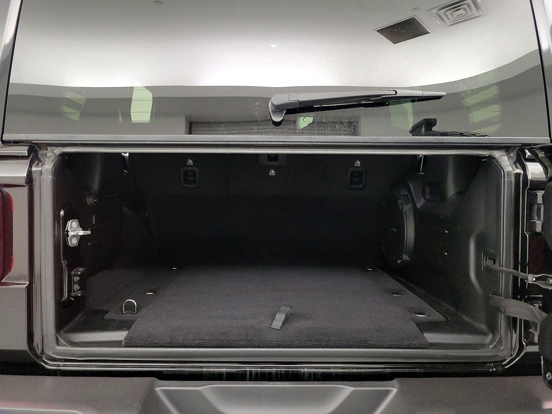 Thumbnail: 2021 Jeep Wrangler - 20