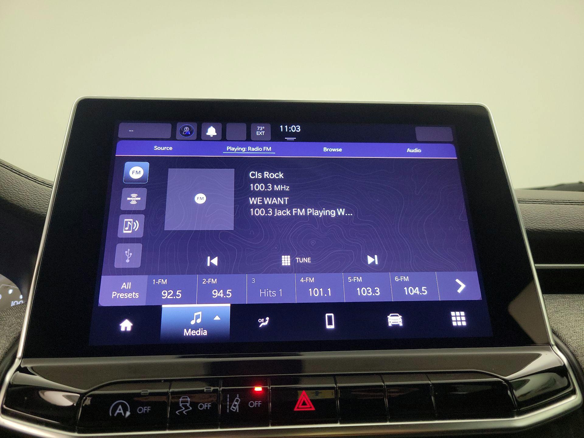 Thumbnail: 2023 Jeep Compass - 15