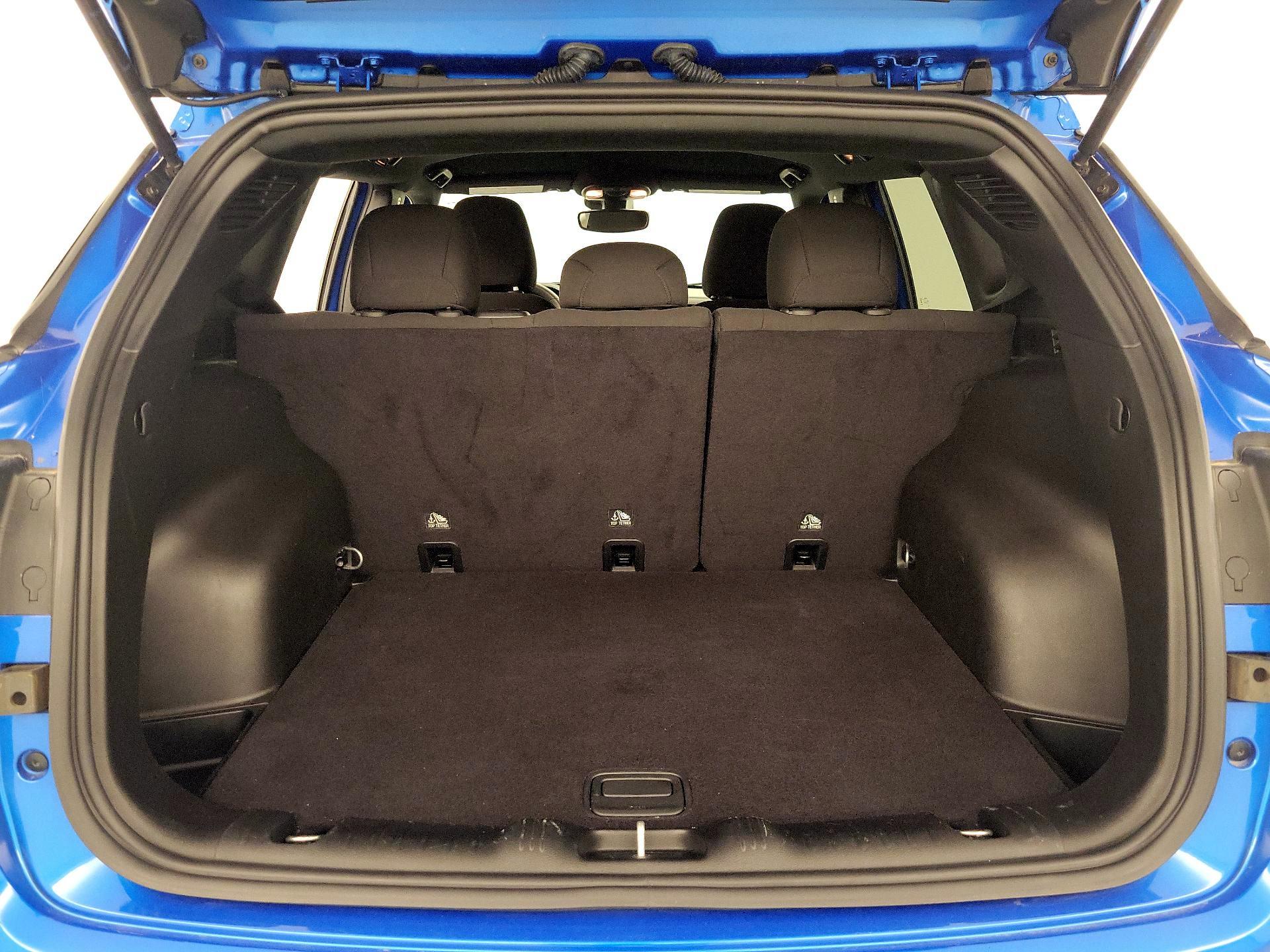 Thumbnail: 2023 Jeep Compass - 20