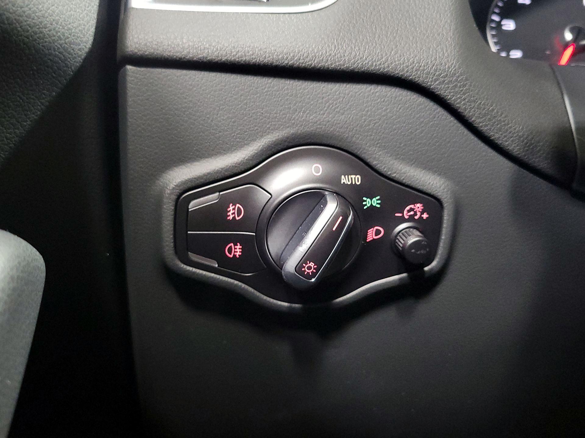 Thumbnail: 2017 Audi Q5 - 13