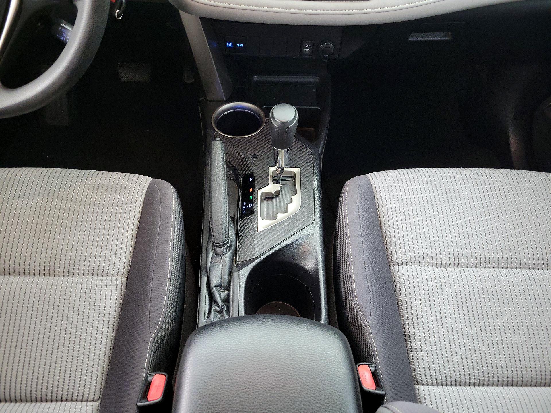 Thumbnail: 2014 Toyota RAV4 - 17