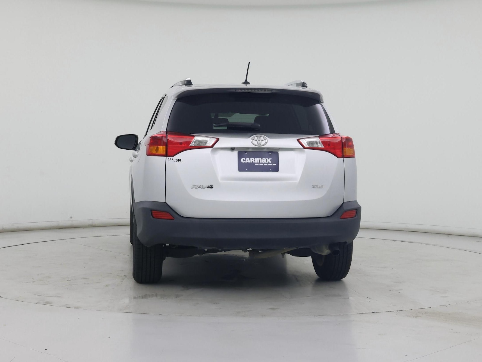 2014 Toyota RAV4 XLE - Photo 7