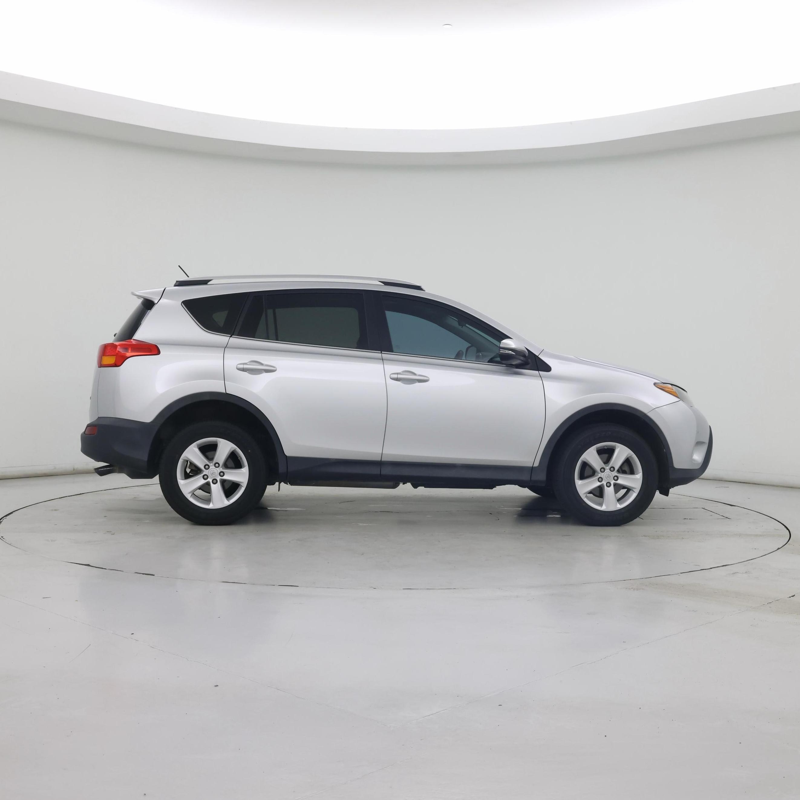 Thumbnail: 2014 Toyota RAV4 - 7