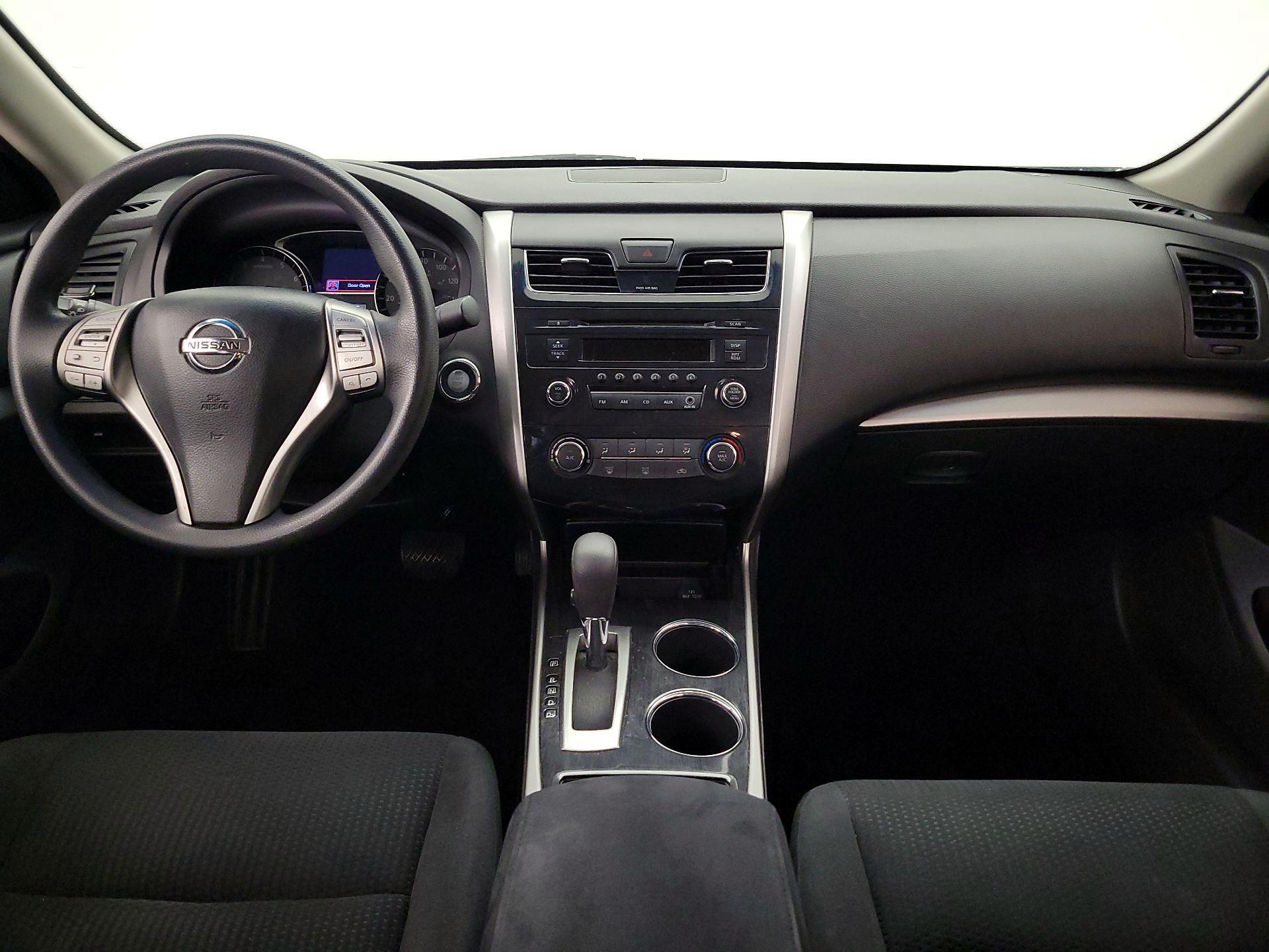 Thumbnail: 2014 Nissan Altima - 9