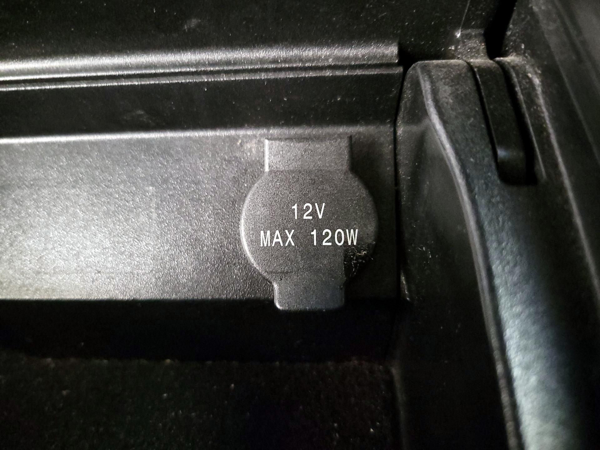 Thumbnail: 2014 Nissan Altima - 17