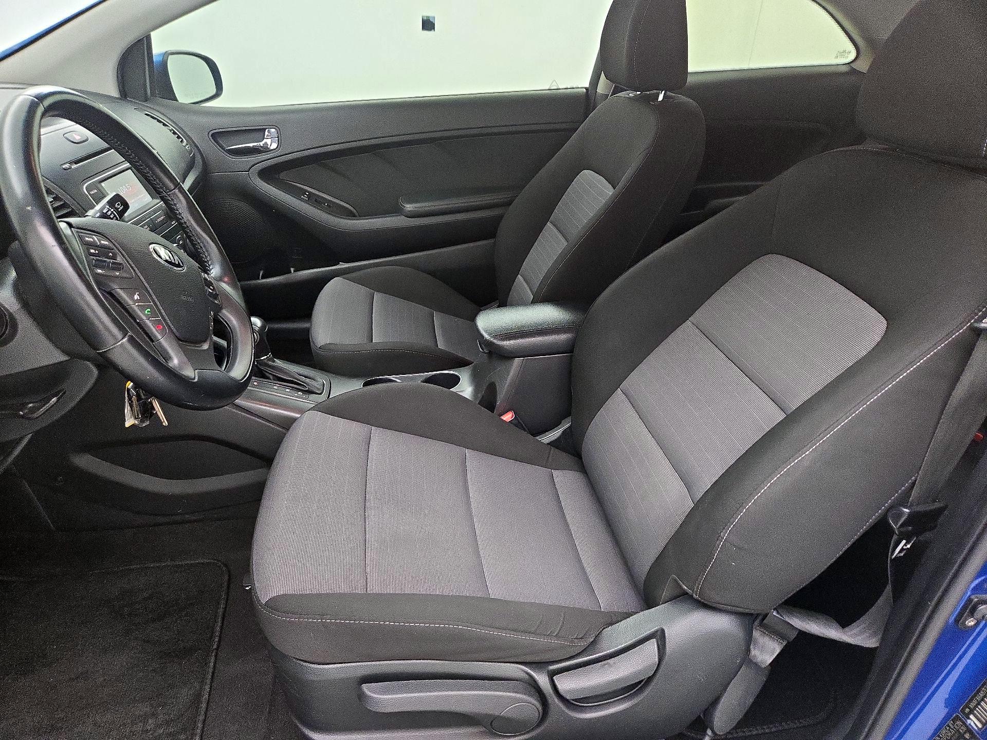 Thumbnail: 2014 Kia Forte - 11