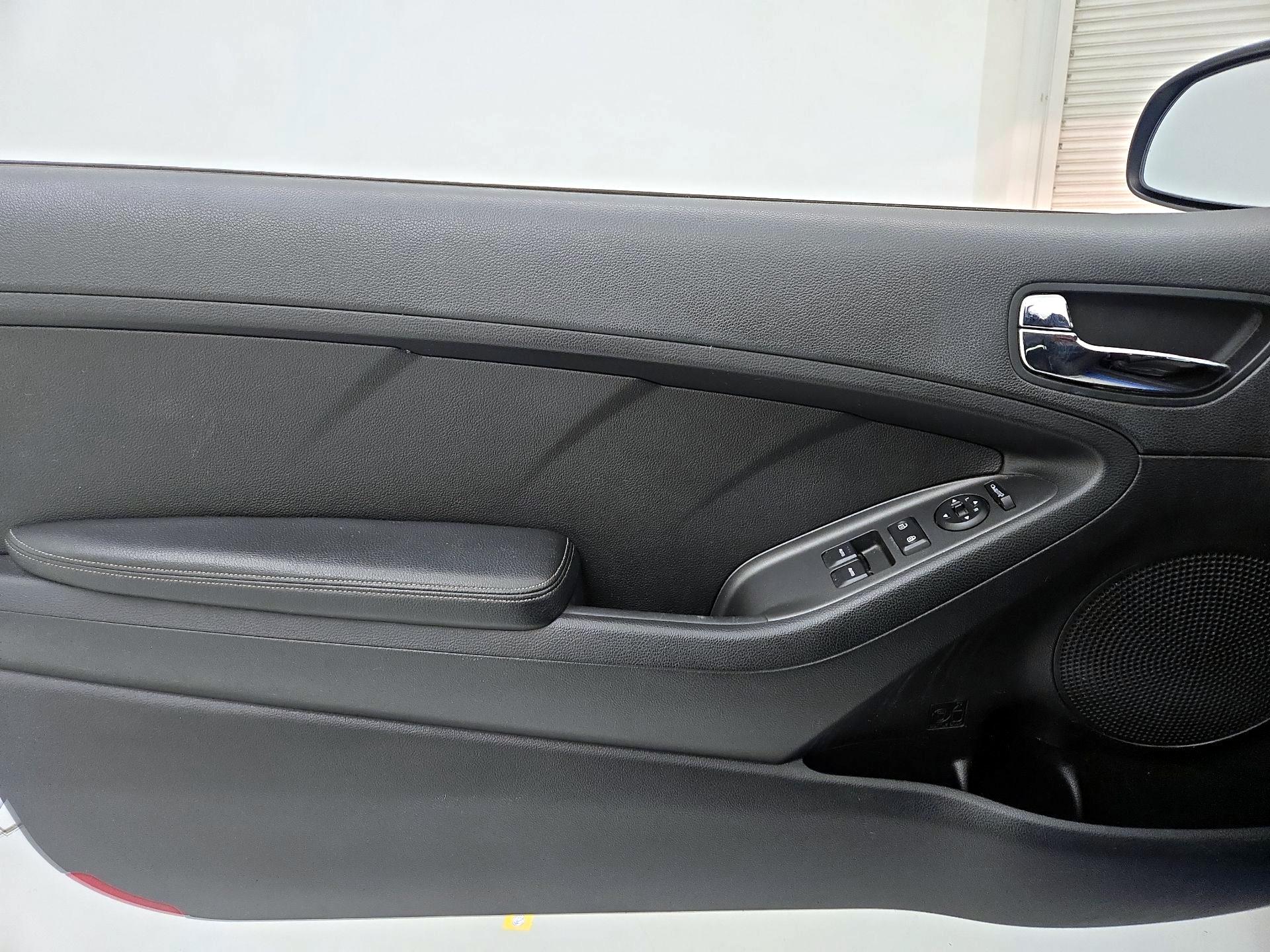 Thumbnail: 2014 Kia Forte - 12