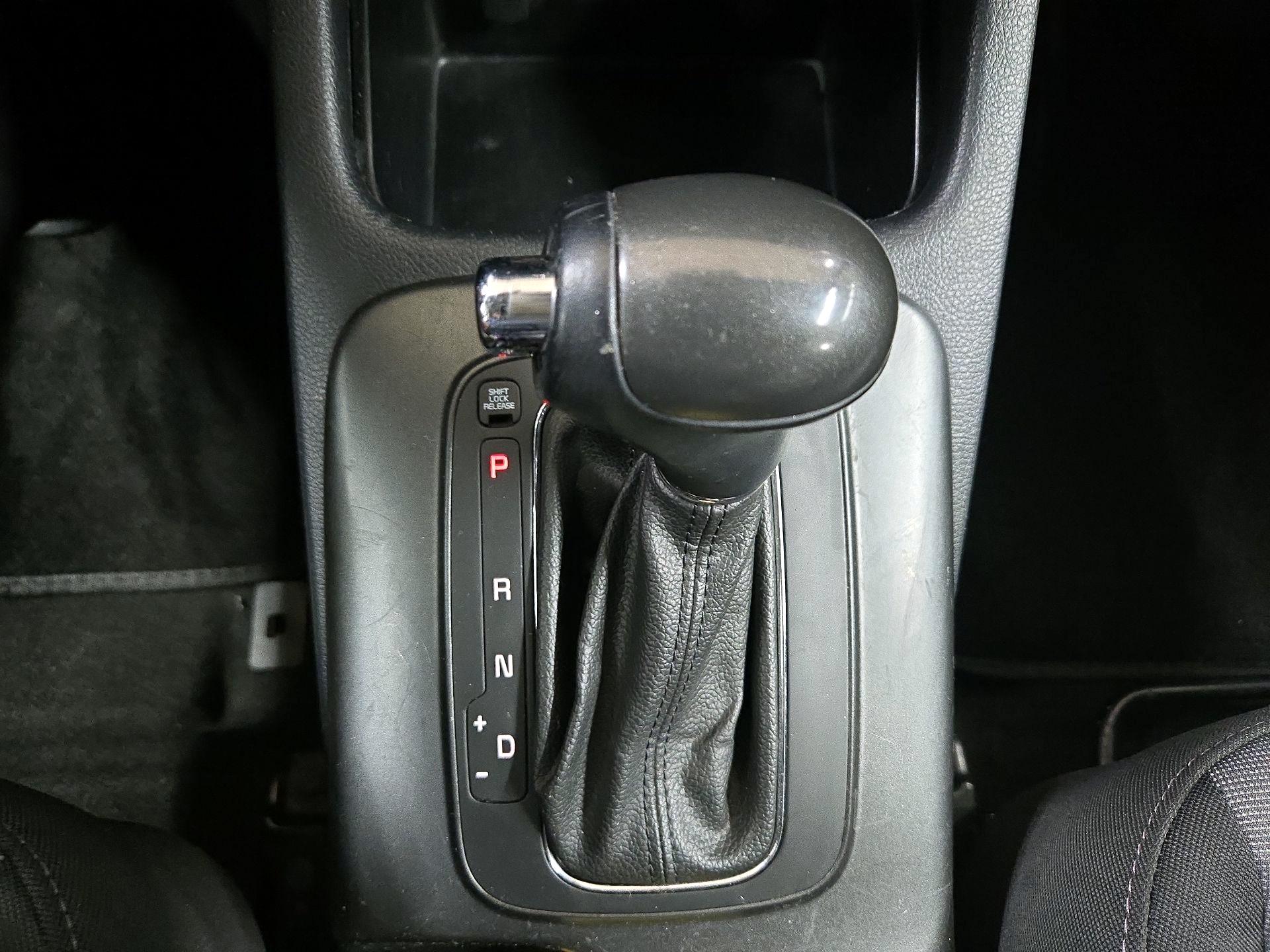 Thumbnail: 2014 Kia Forte - 17