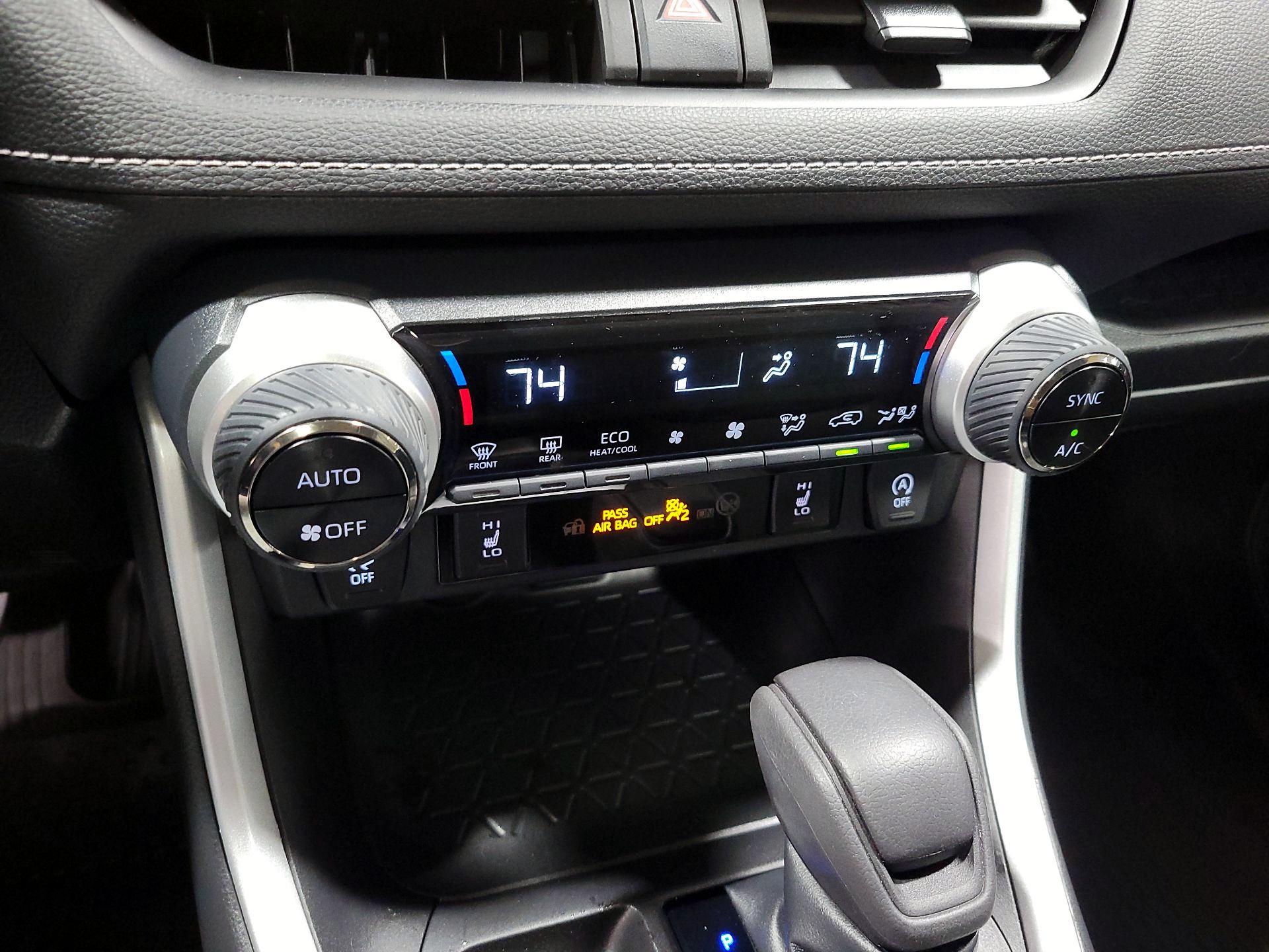 Thumbnail: 2023 Toyota RAV4 - 16