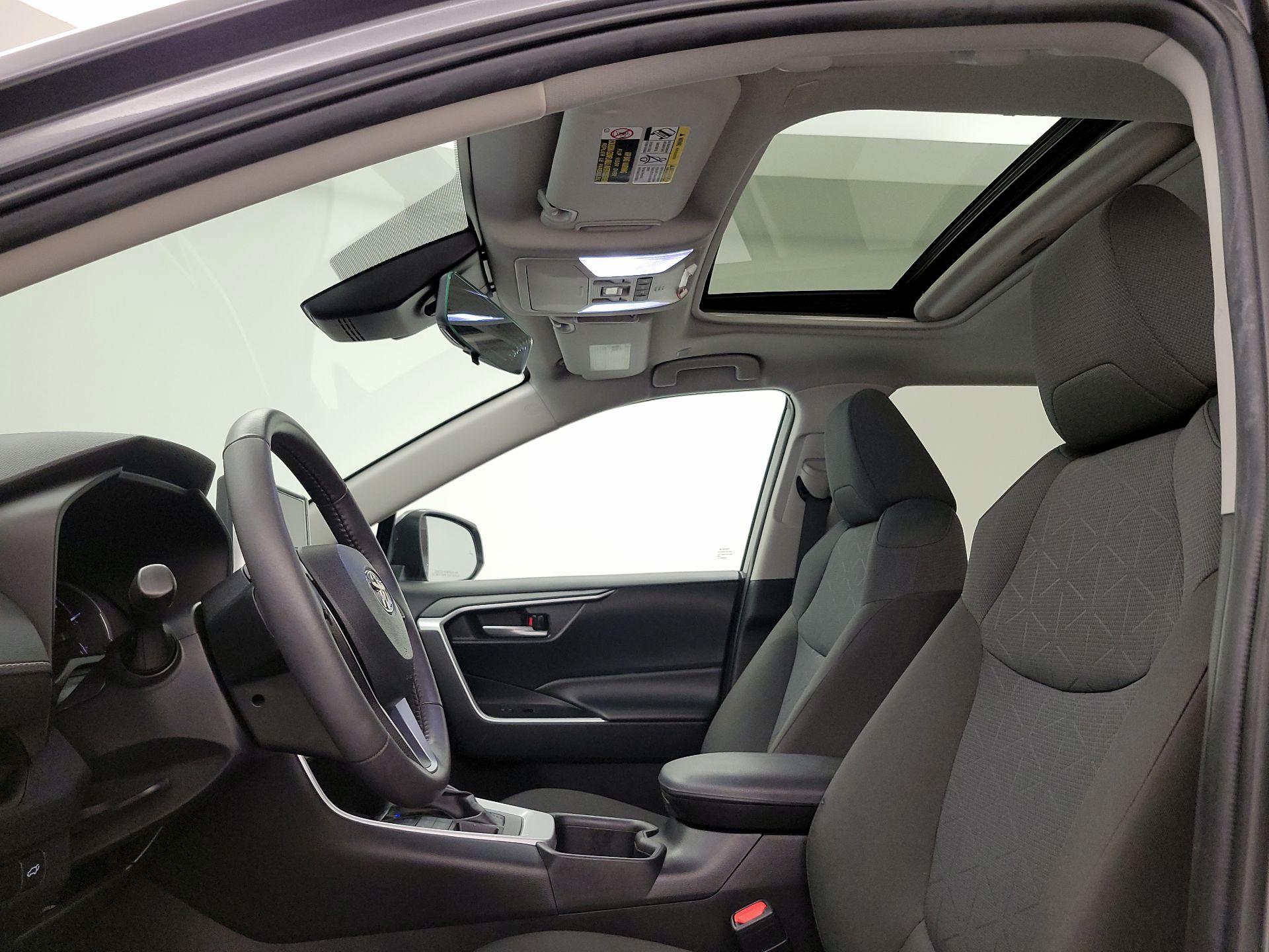 Thumbnail: 2023 Toyota RAV4 - 18