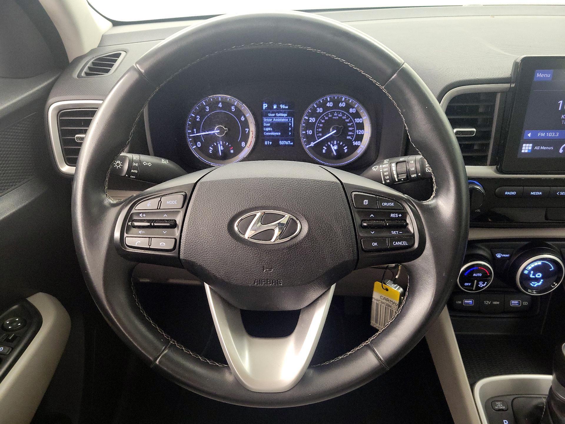 Thumbnail: 2022 Hyundai Venue - 10