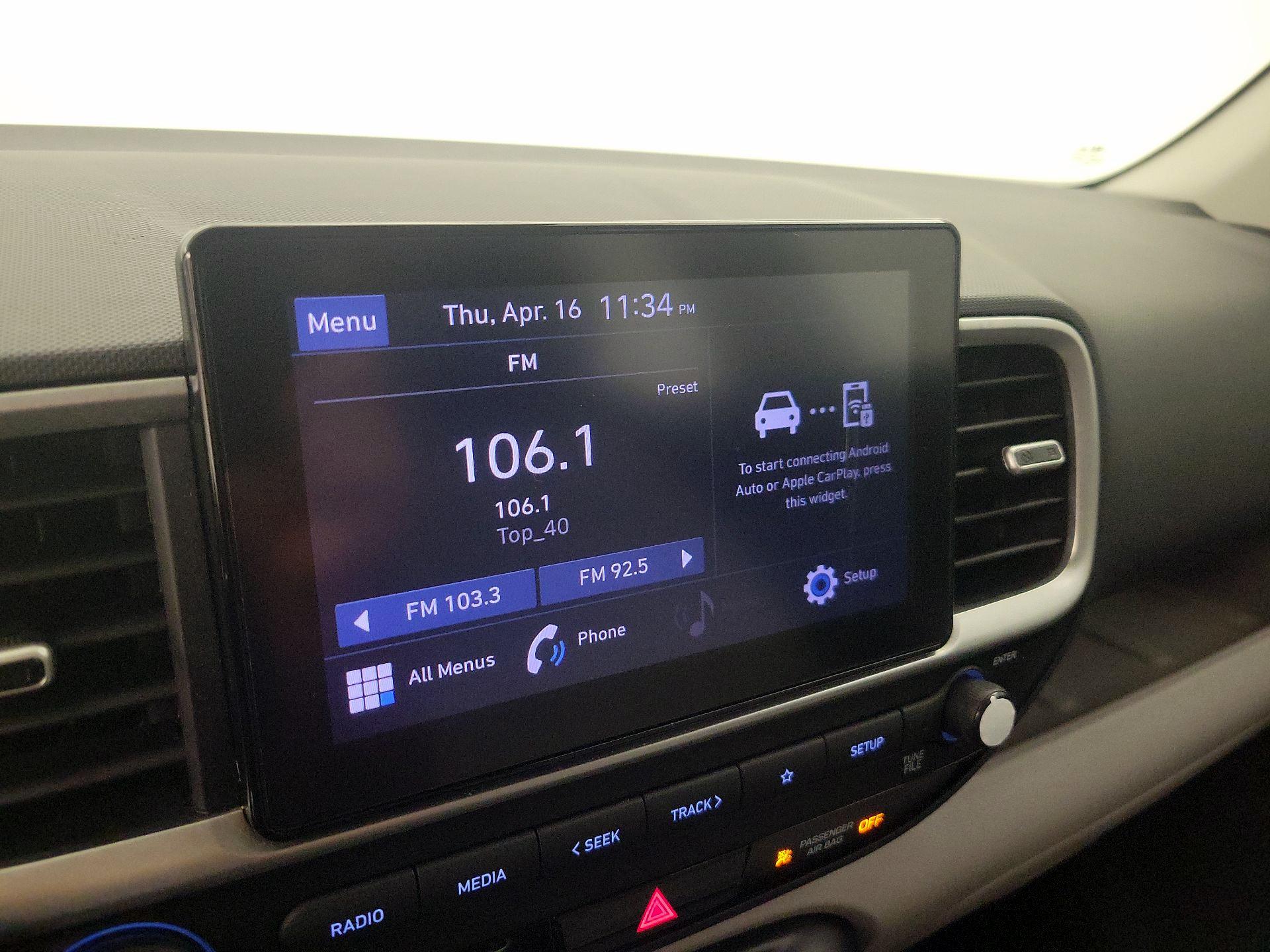 Thumbnail: 2022 Hyundai Venue - 15