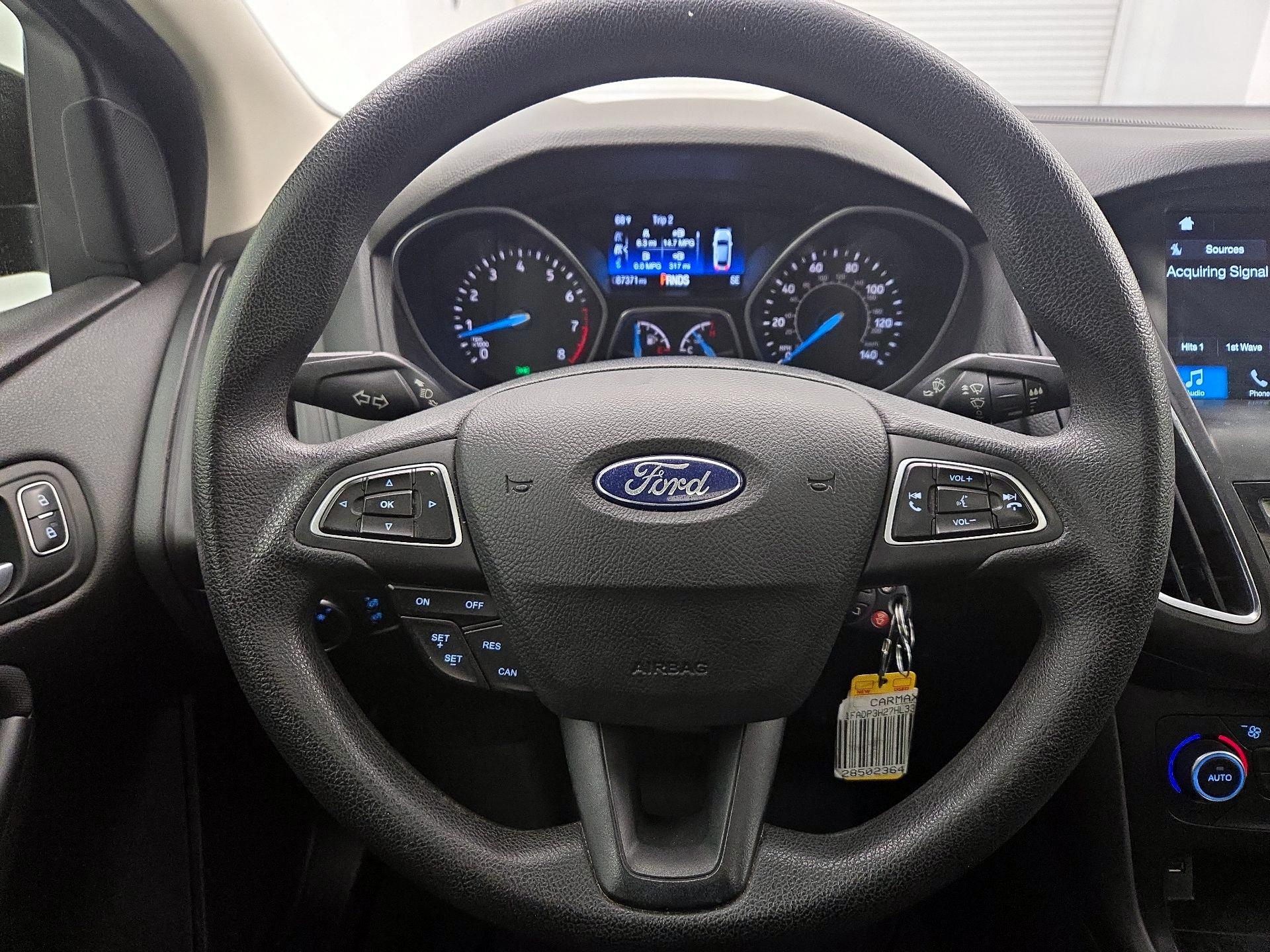 Thumbnail: 2017 Ford Focus - 10