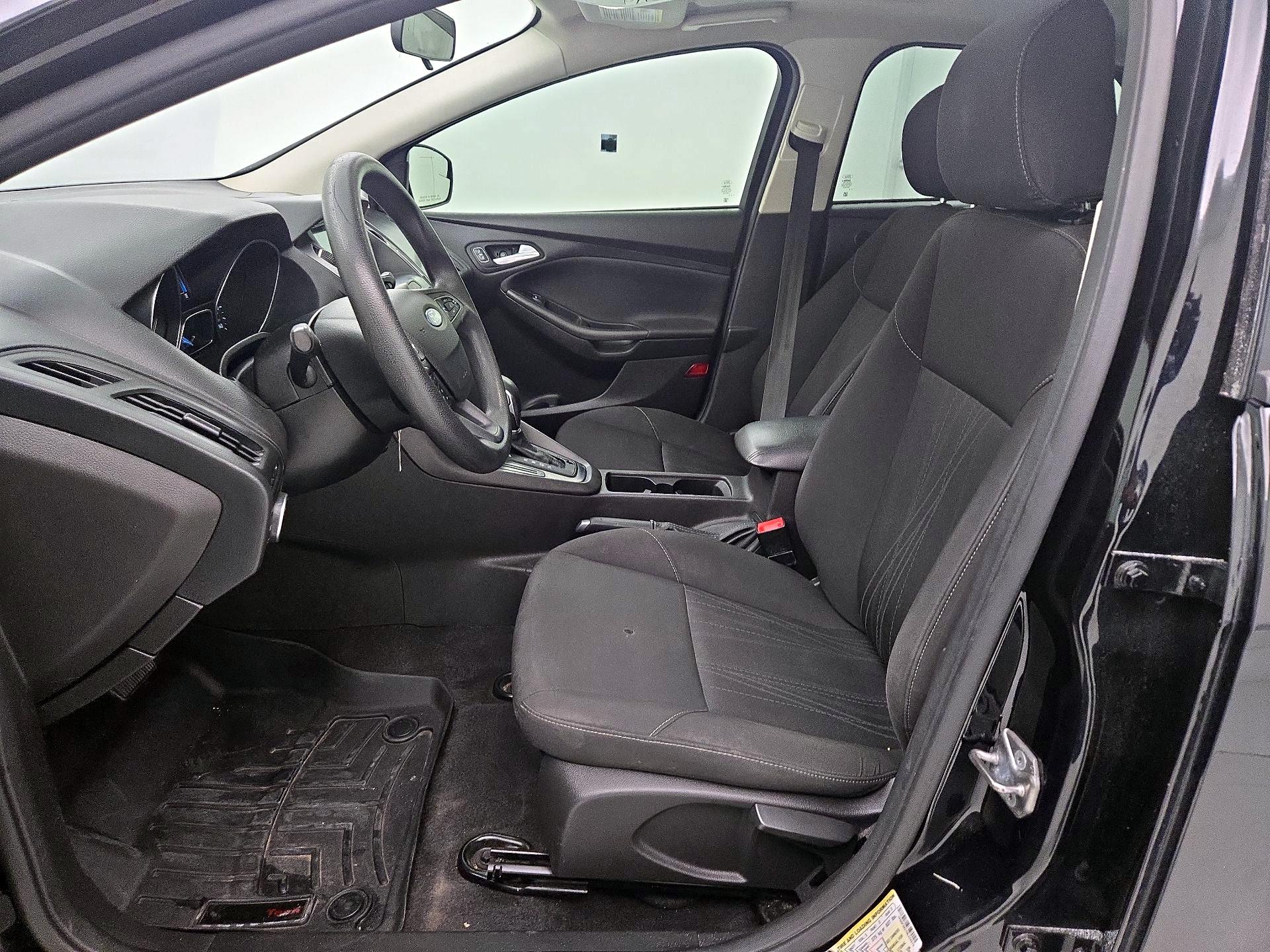 Thumbnail: 2017 Ford Focus - 11