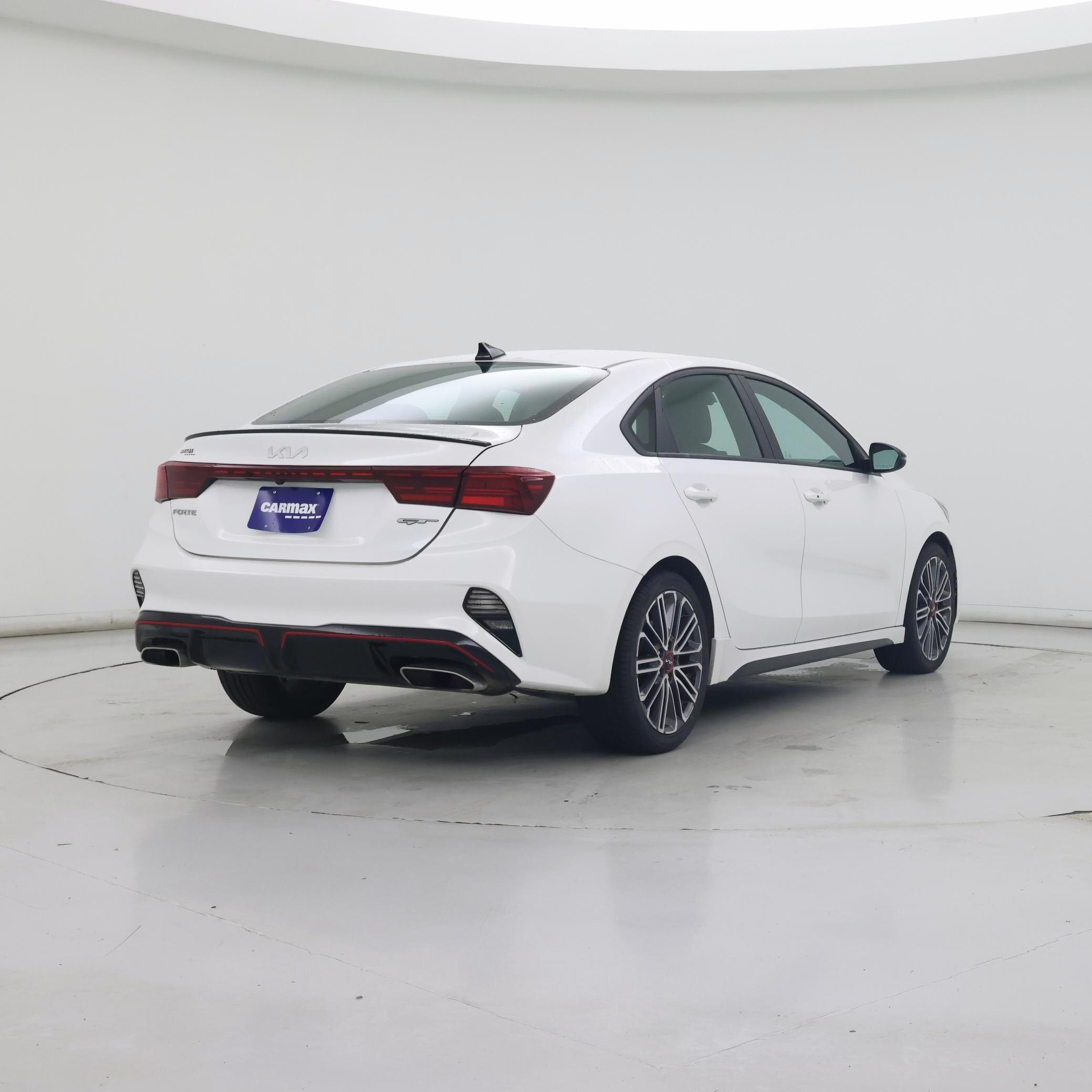 Thumbnail: 2023 Kia Forte - 8