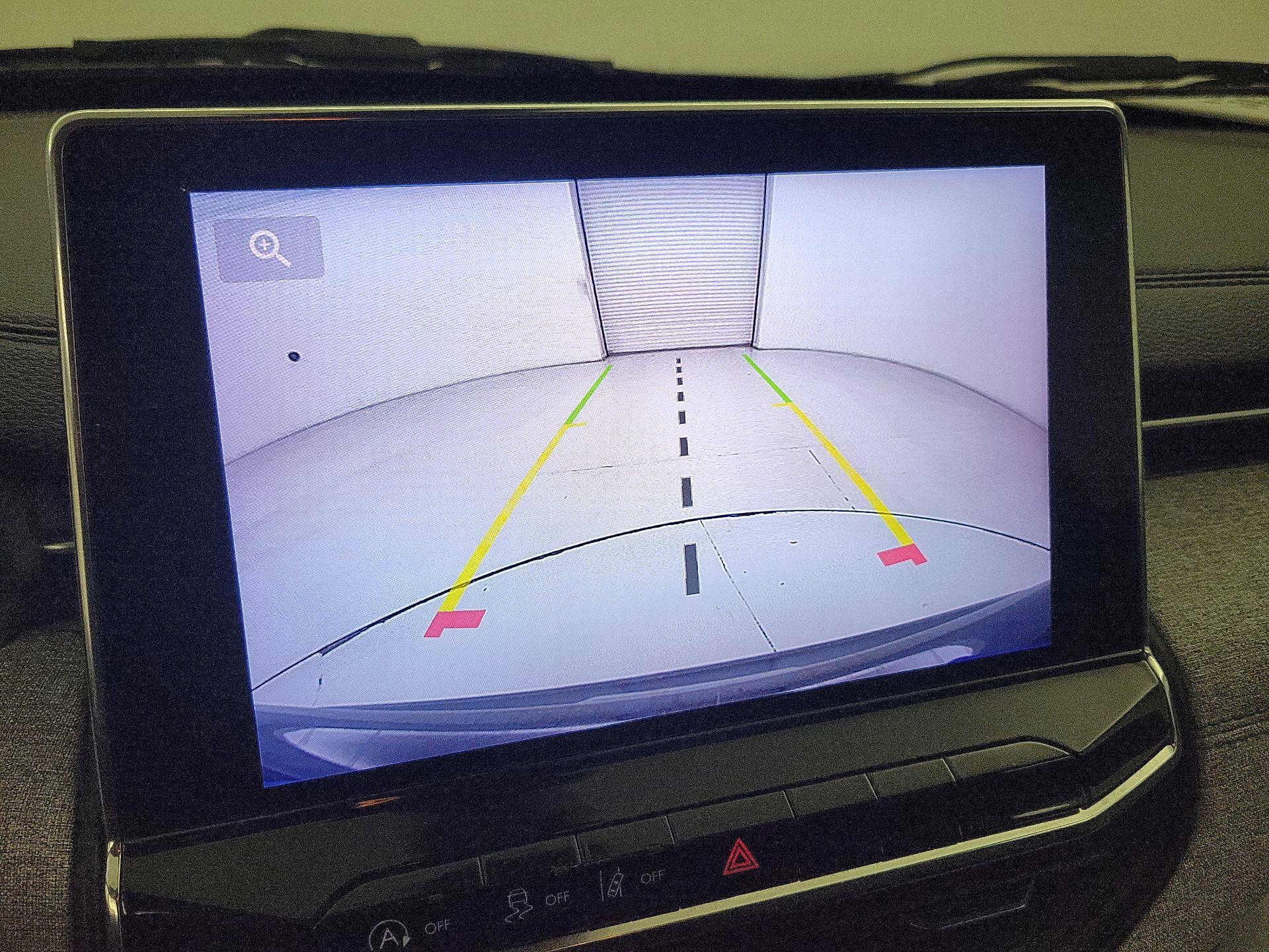 Thumbnail: 2022 Jeep Compass - 14