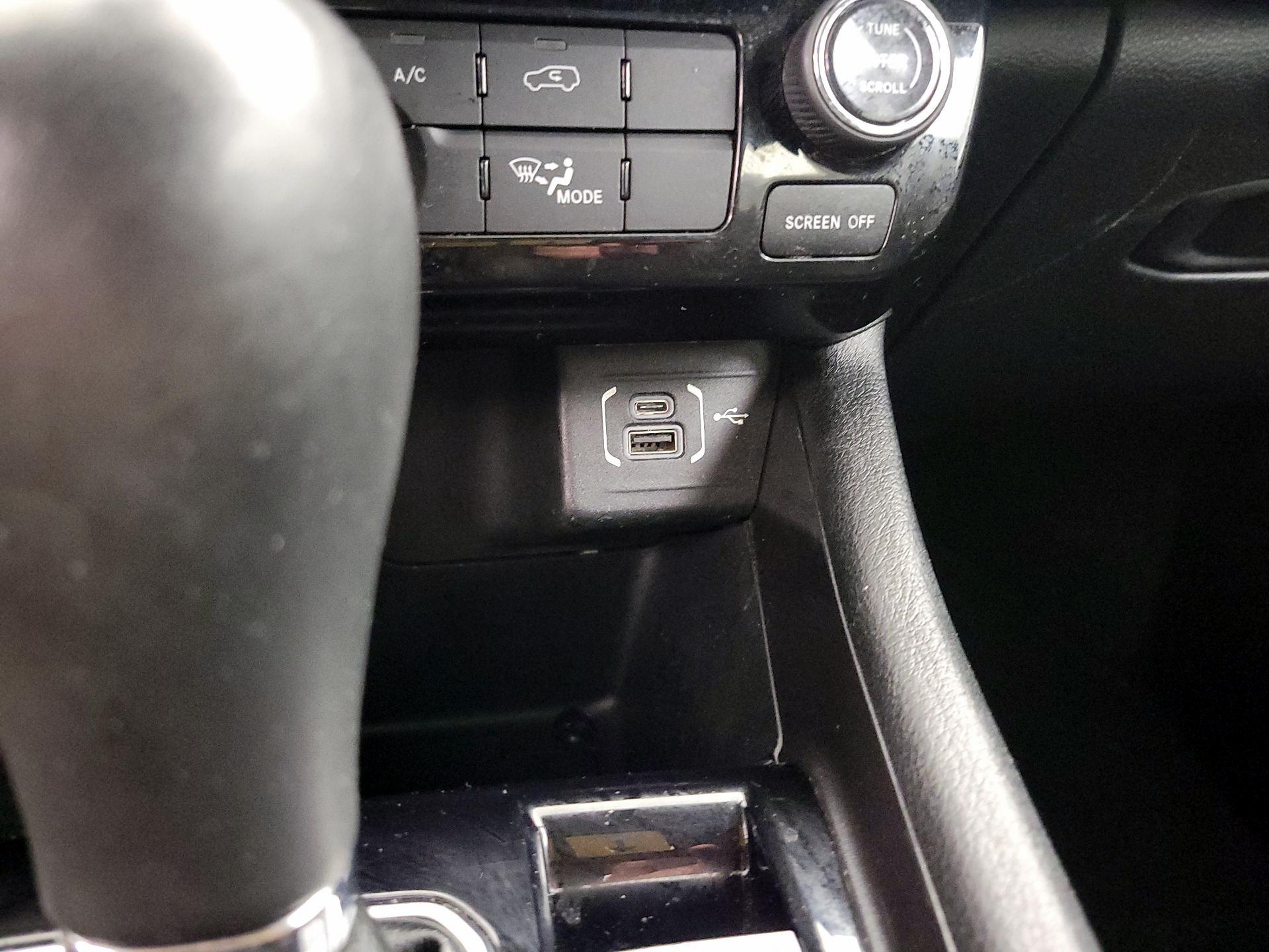 Thumbnail: 2022 Jeep Compass - 18