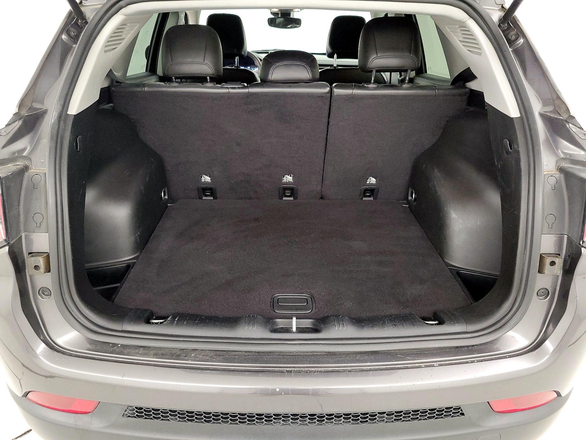 Thumbnail: 2022 Jeep Compass - 20