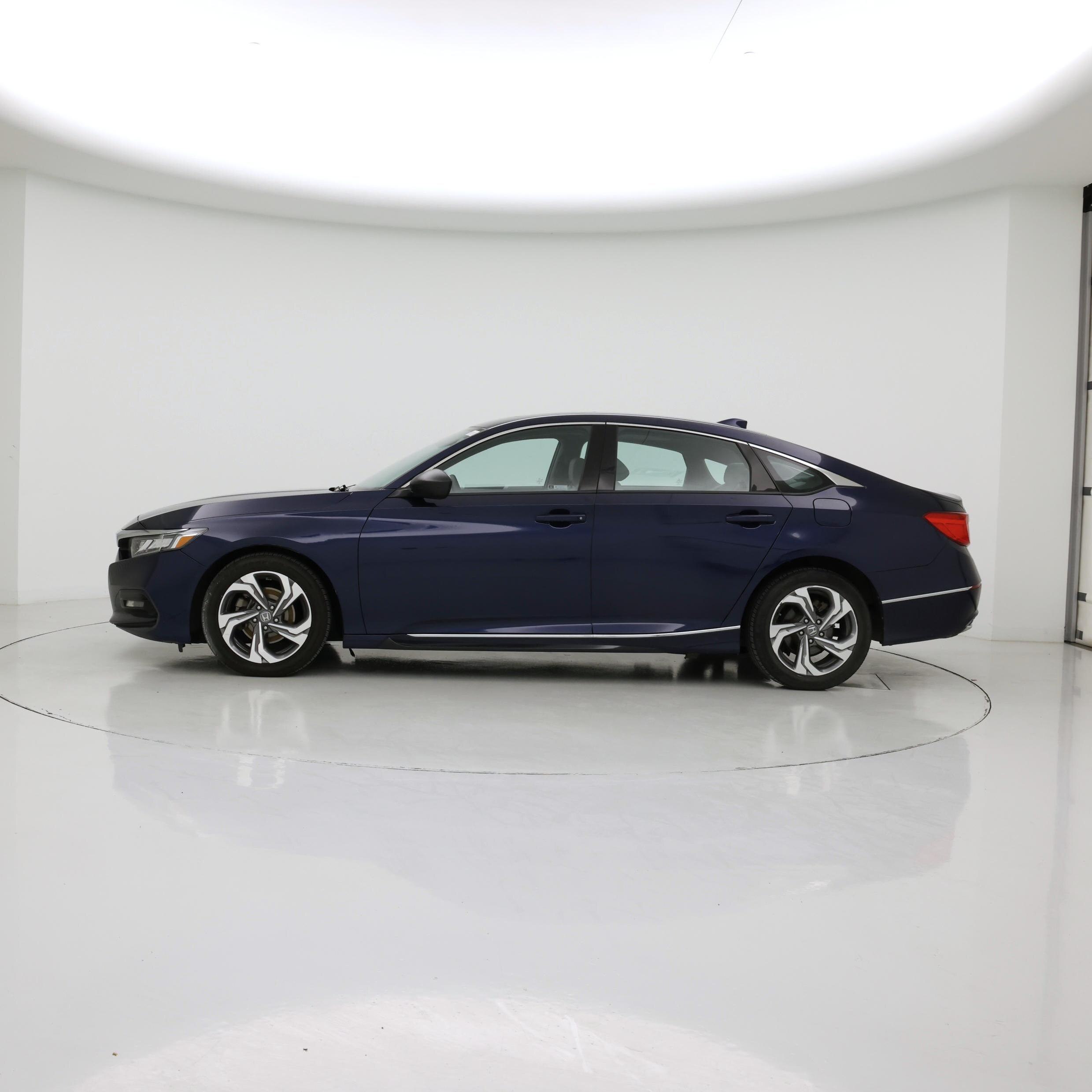 Thumbnail: 2019 Honda Accord - 3