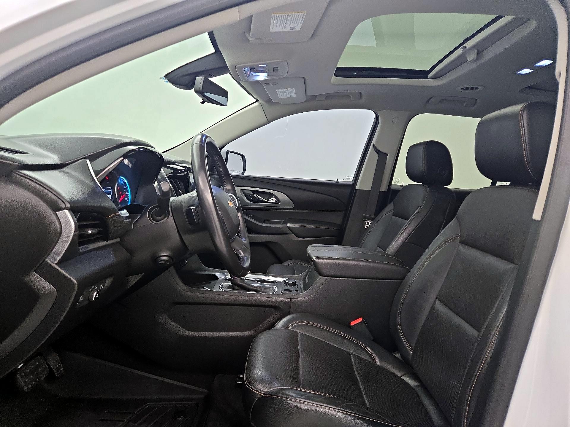 Thumbnail: 2018 Chevrolet Traverse - 11