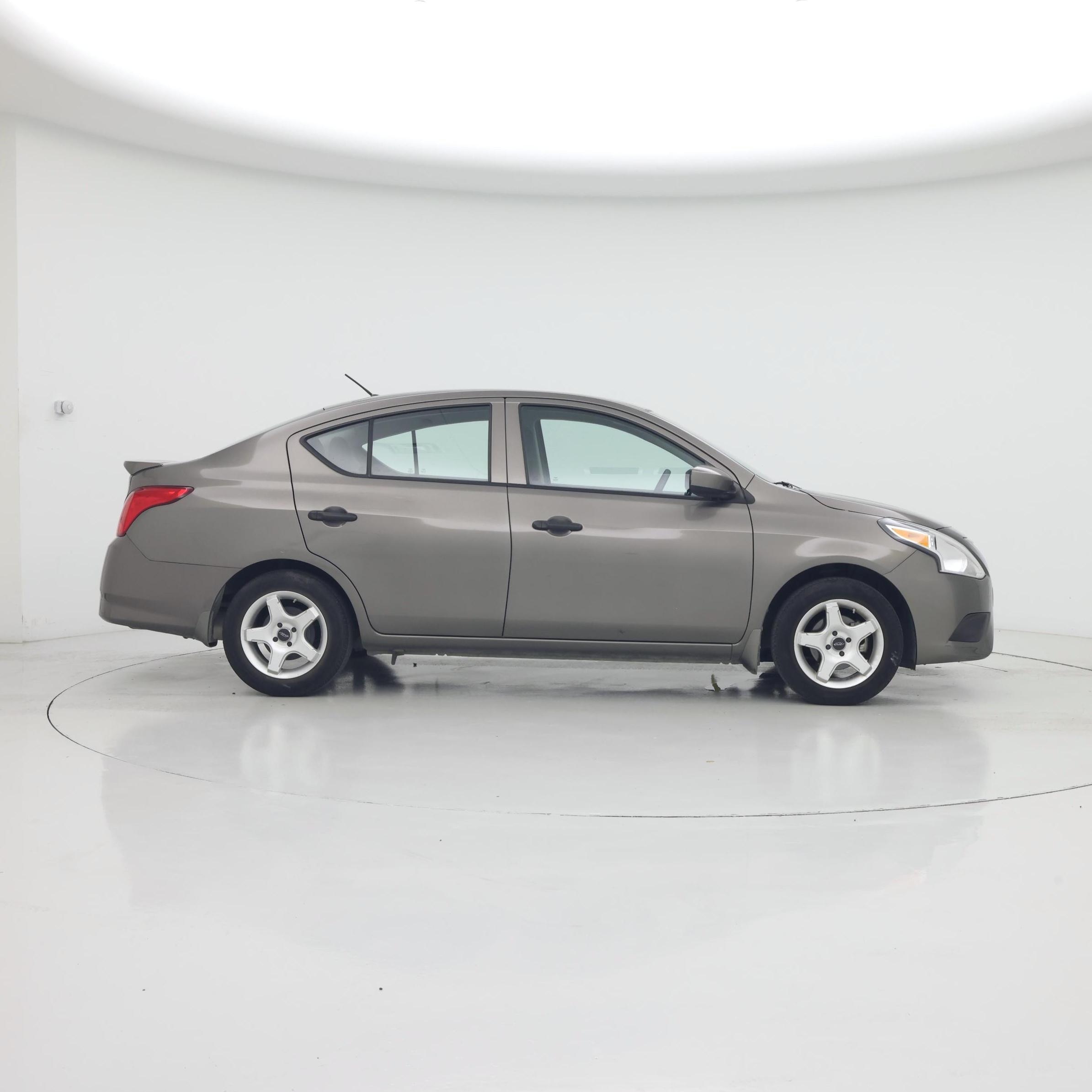 Thumbnail: 2016 Nissan Versa - 7