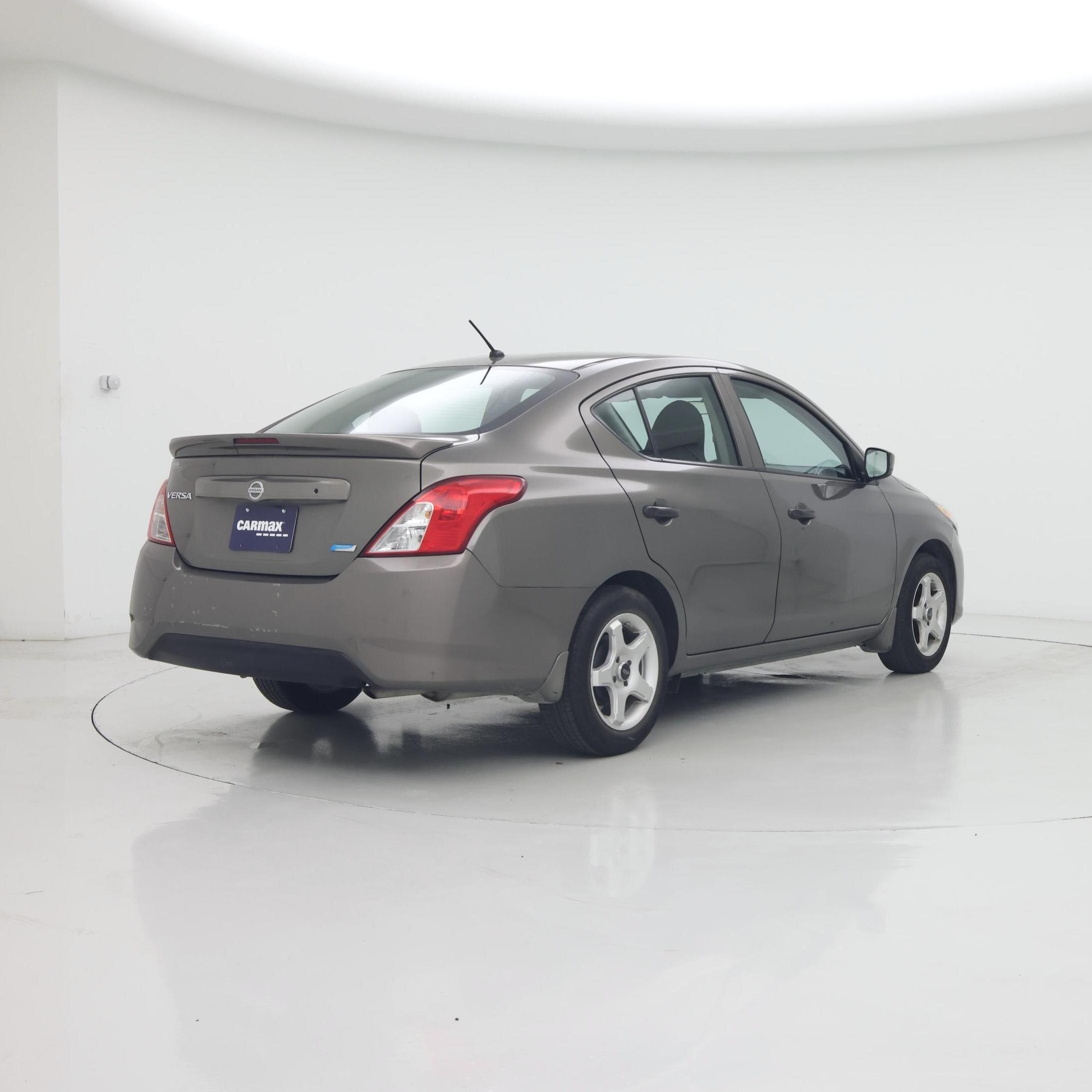 Thumbnail: 2016 Nissan Versa - 8
