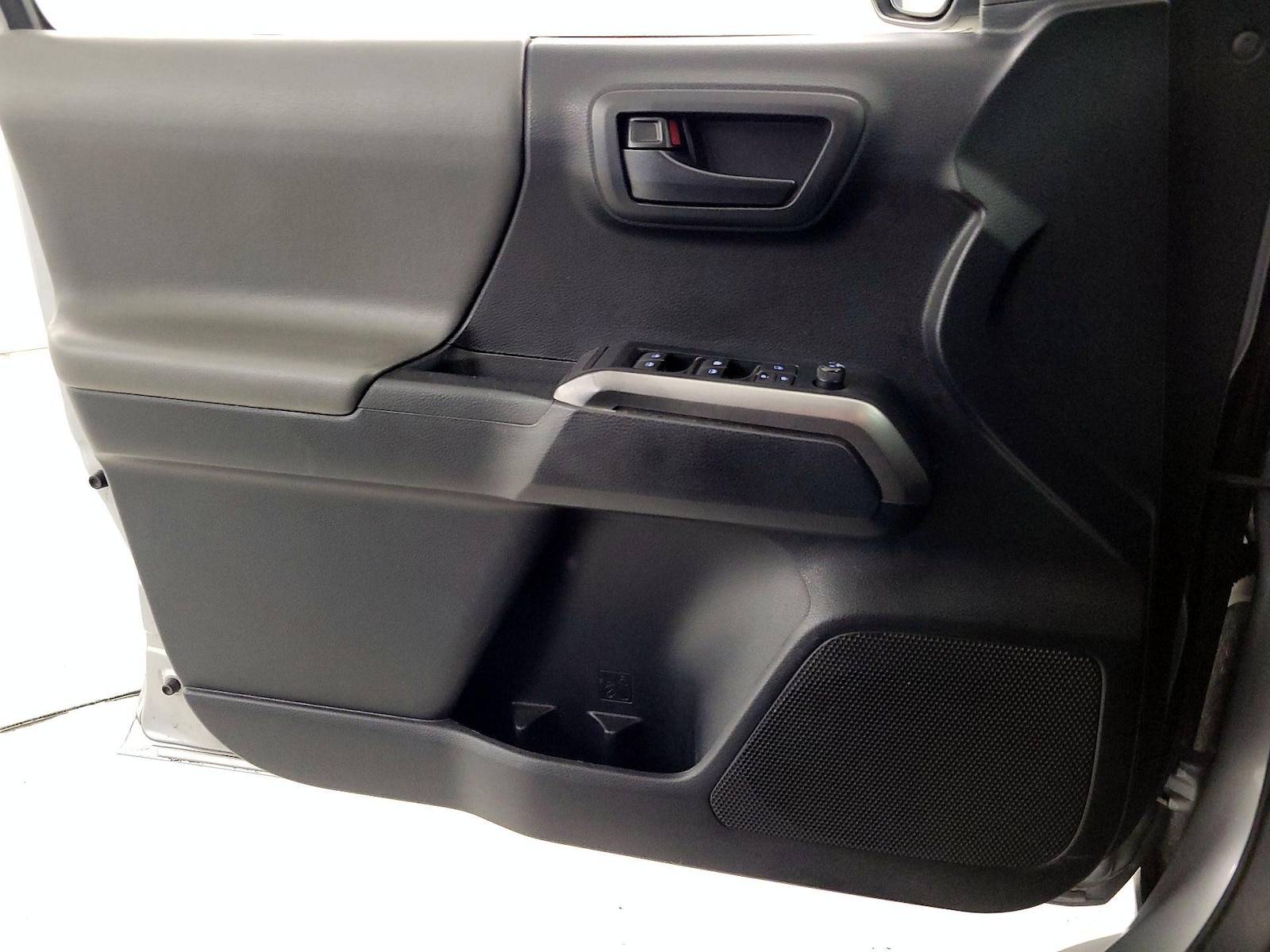 2019 Toyota Tacoma SR5 - Photo 13