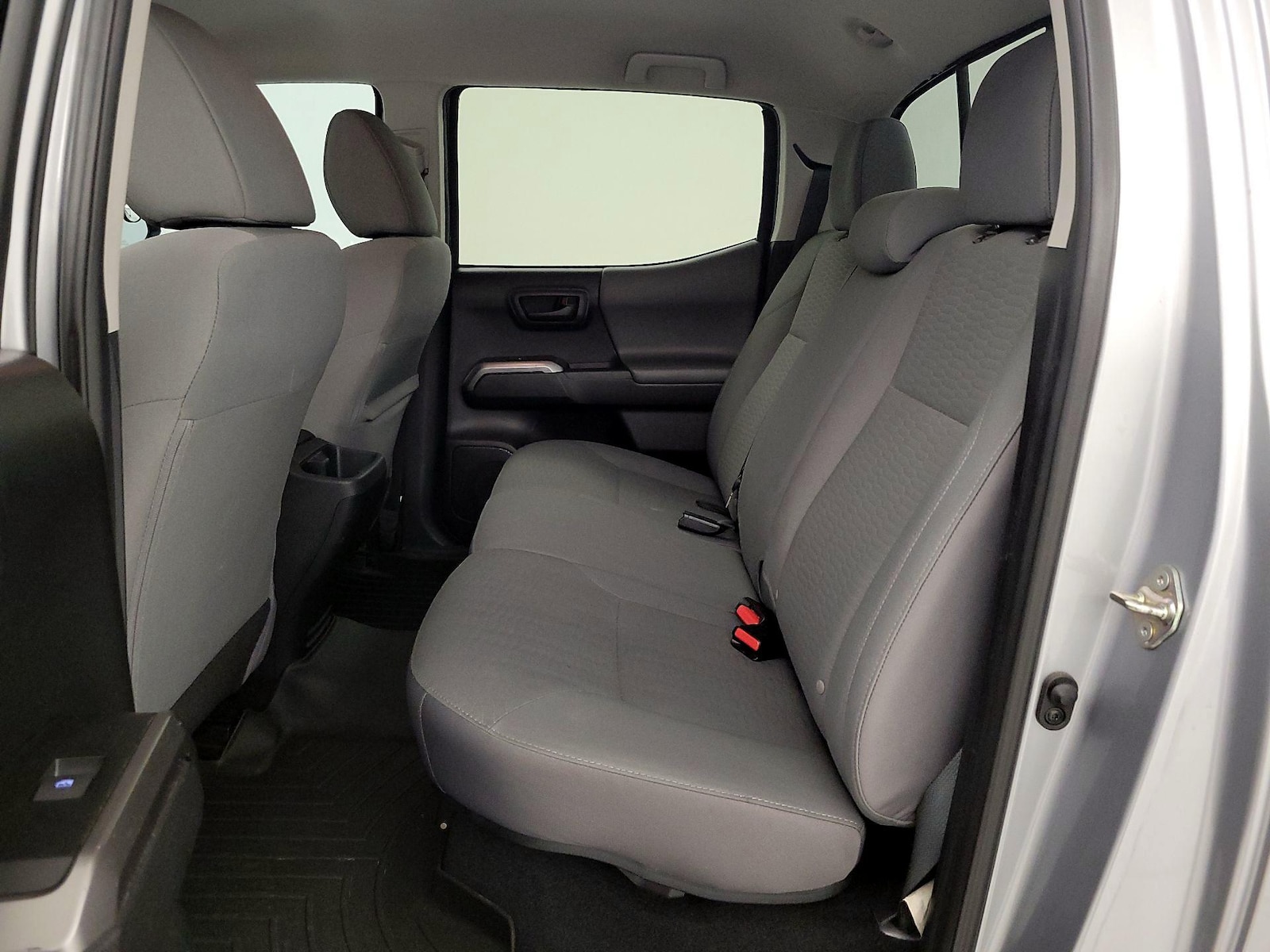 2019 Toyota Tacoma SR5 - Photo 19