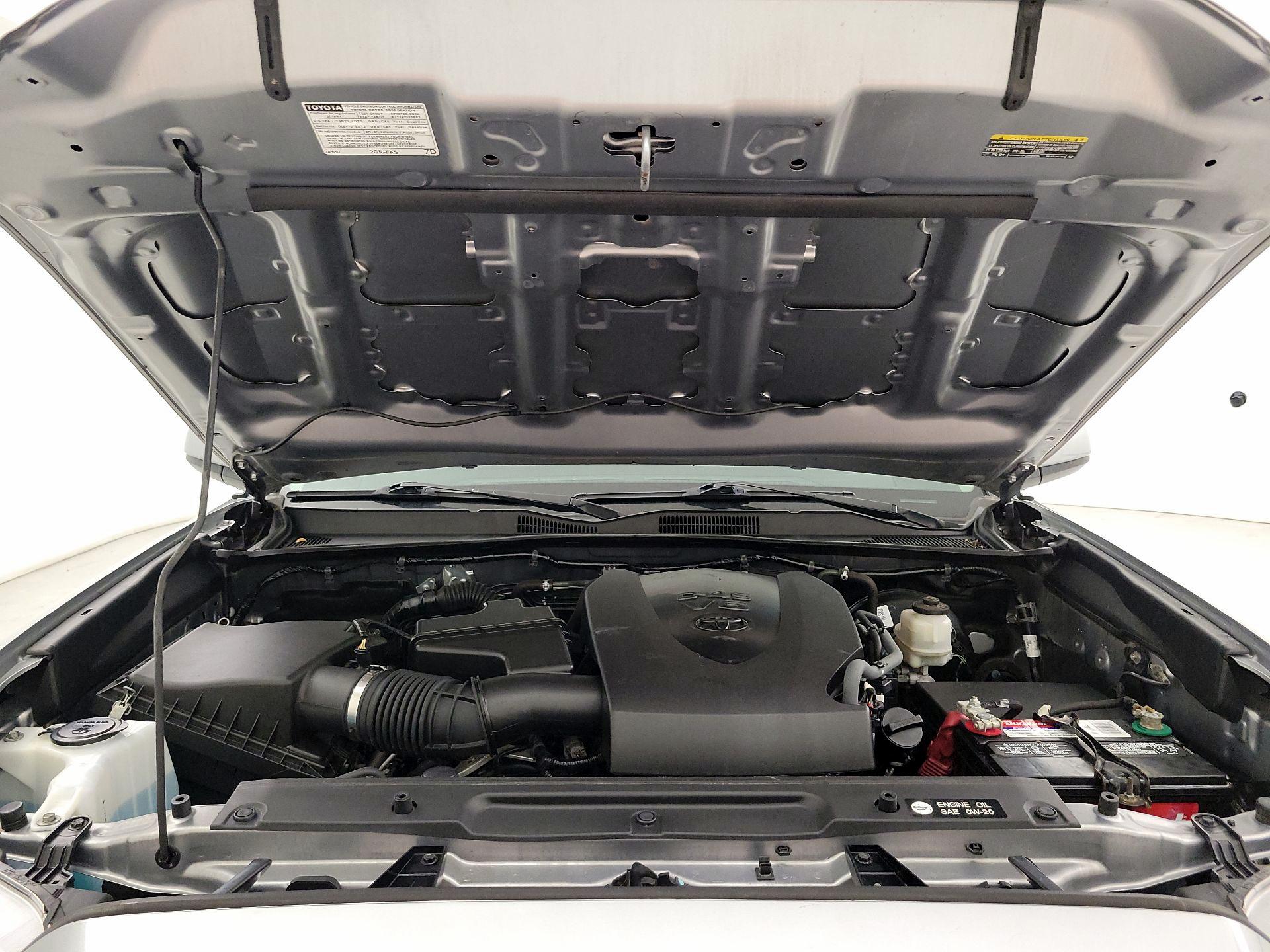 Thumbnail: 2019 Toyota Tacoma - 20