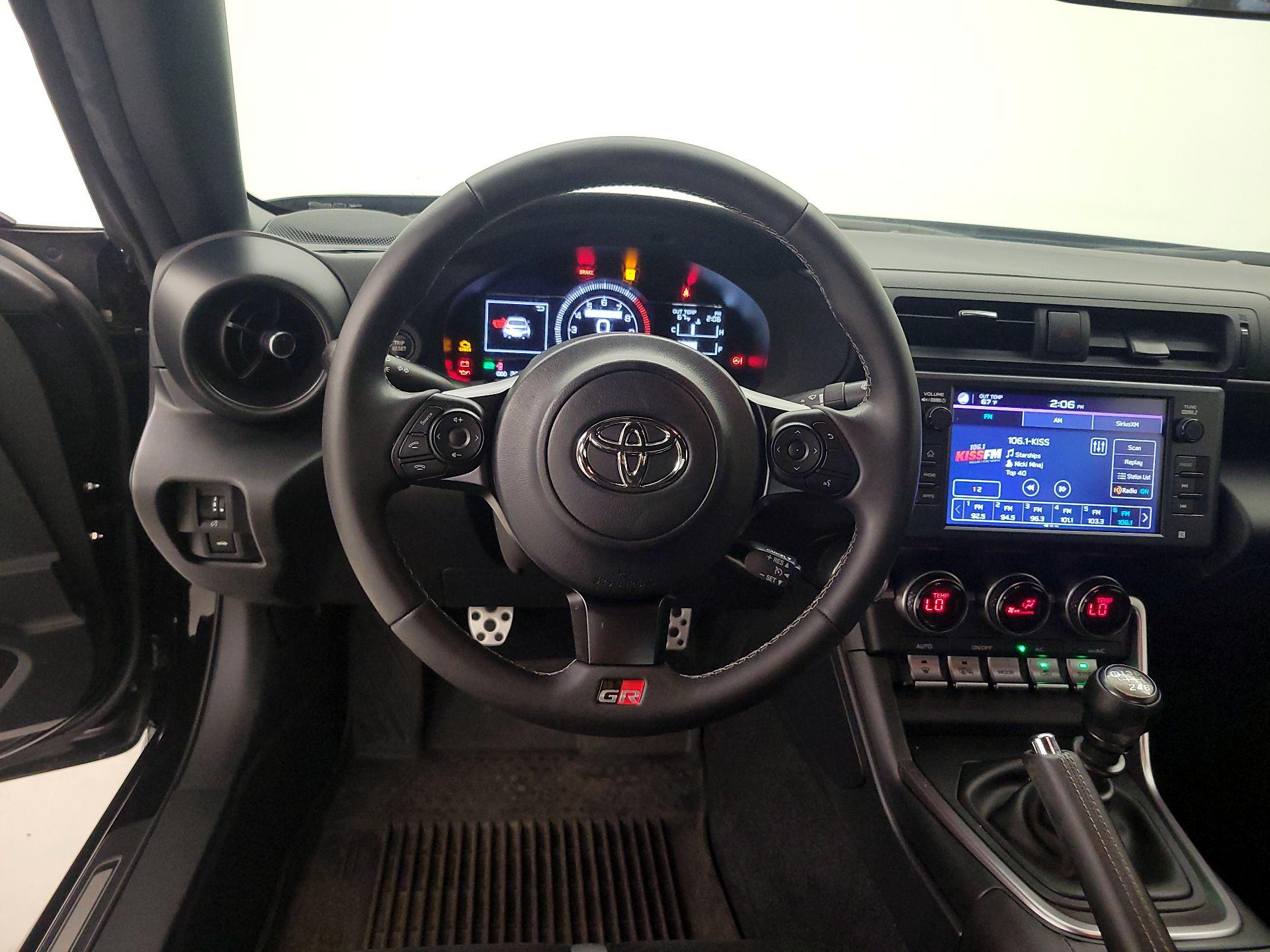 Thumbnail: 2023 Toyota GR86 - 10