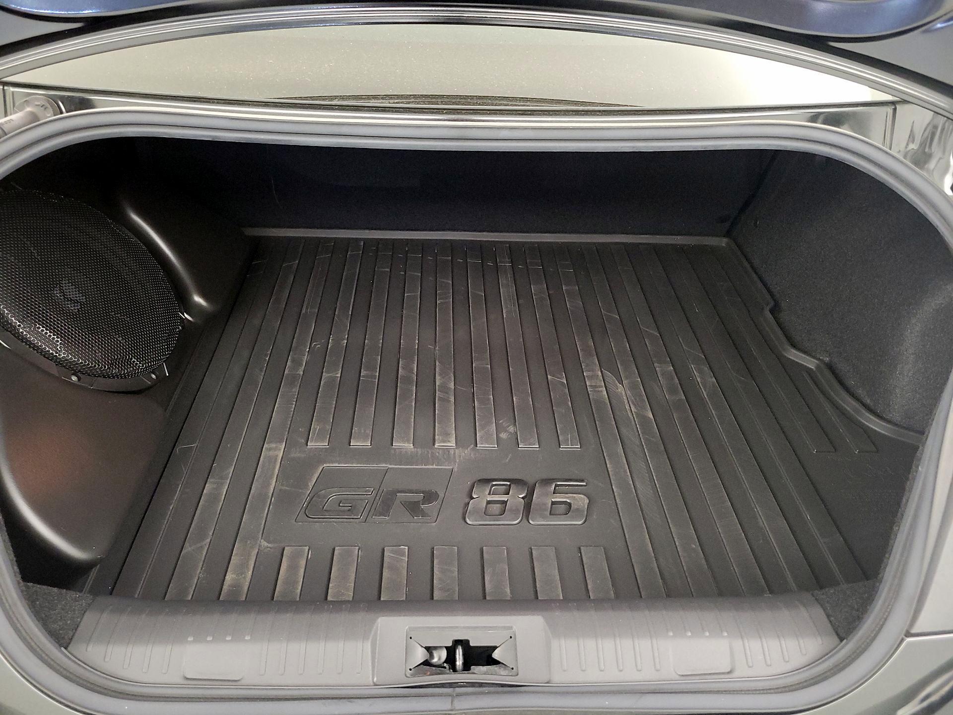 Thumbnail: 2023 Toyota GR86 - 19