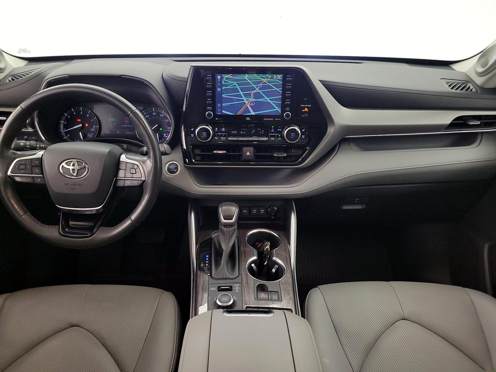 Thumbnail: 2020 Toyota Highlander - 9