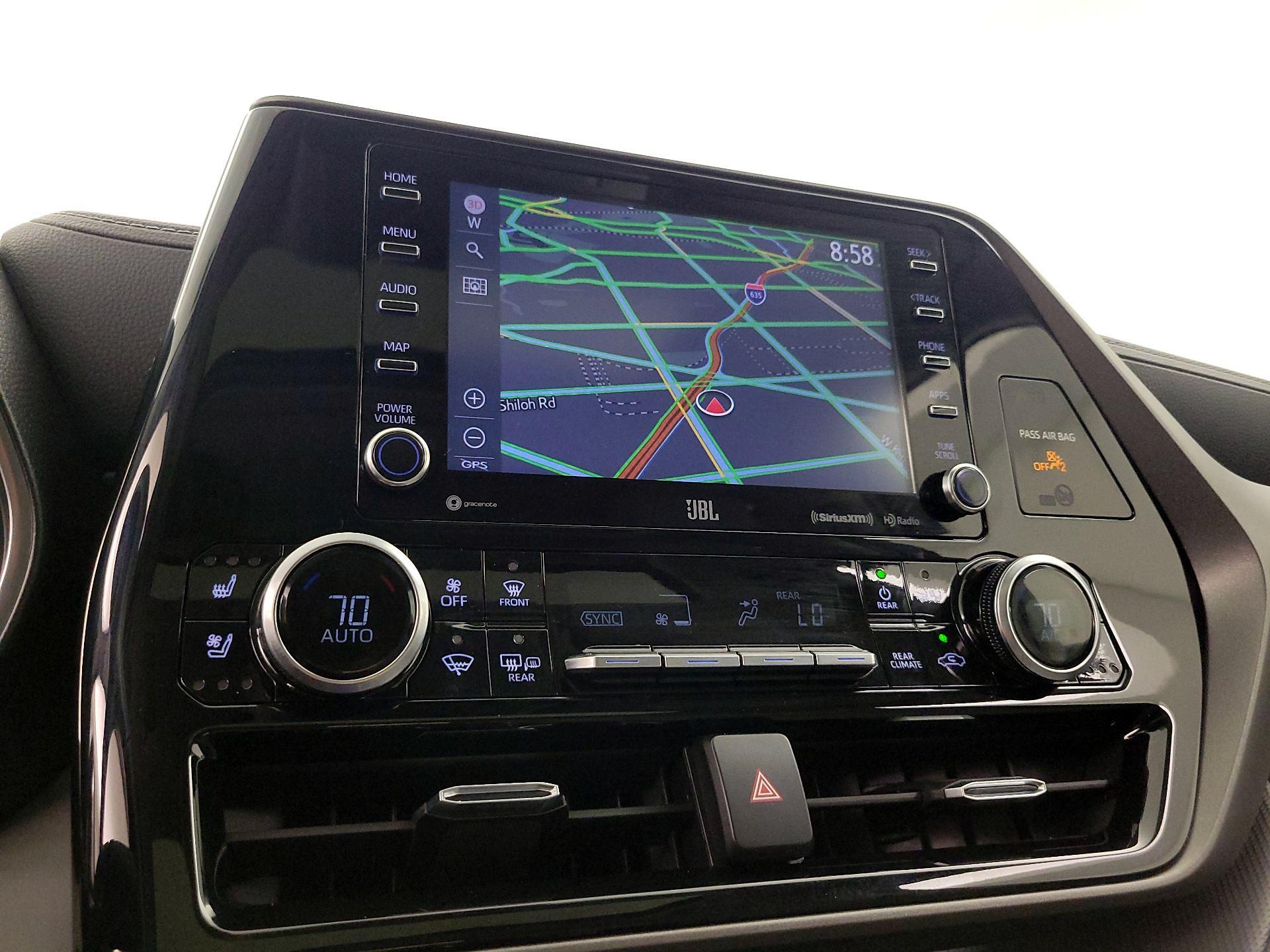 Thumbnail: 2020 Toyota Highlander - 14