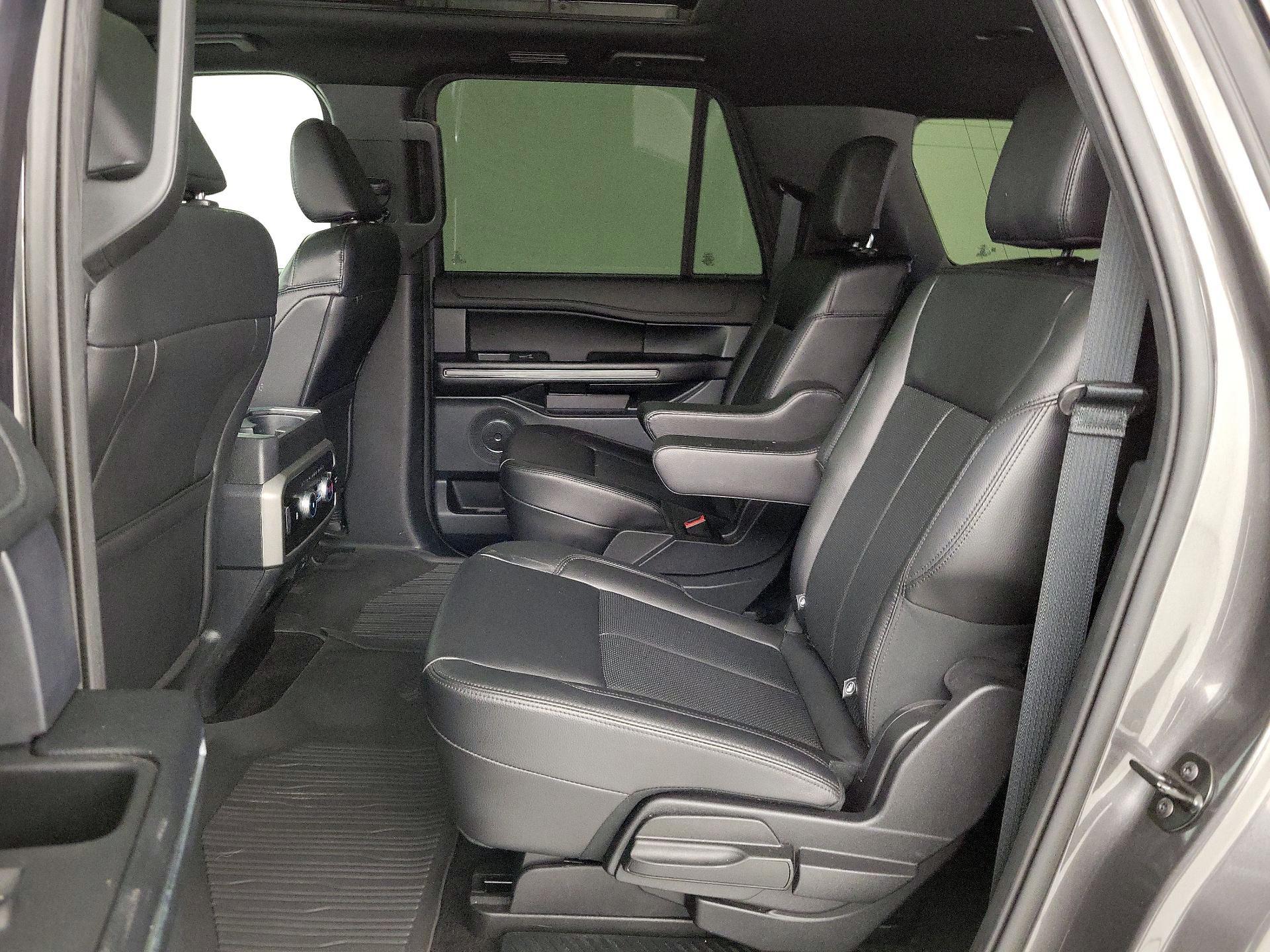 Thumbnail: 2021 Ford Expedition - 20