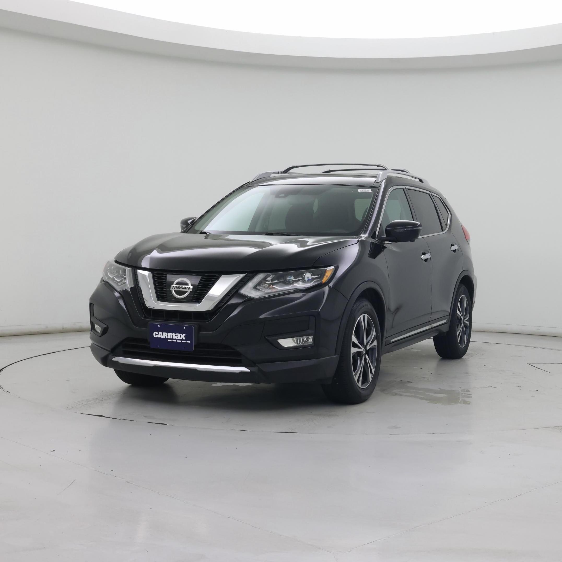 Thumbnail: 2017 Nissan Rogue - 4