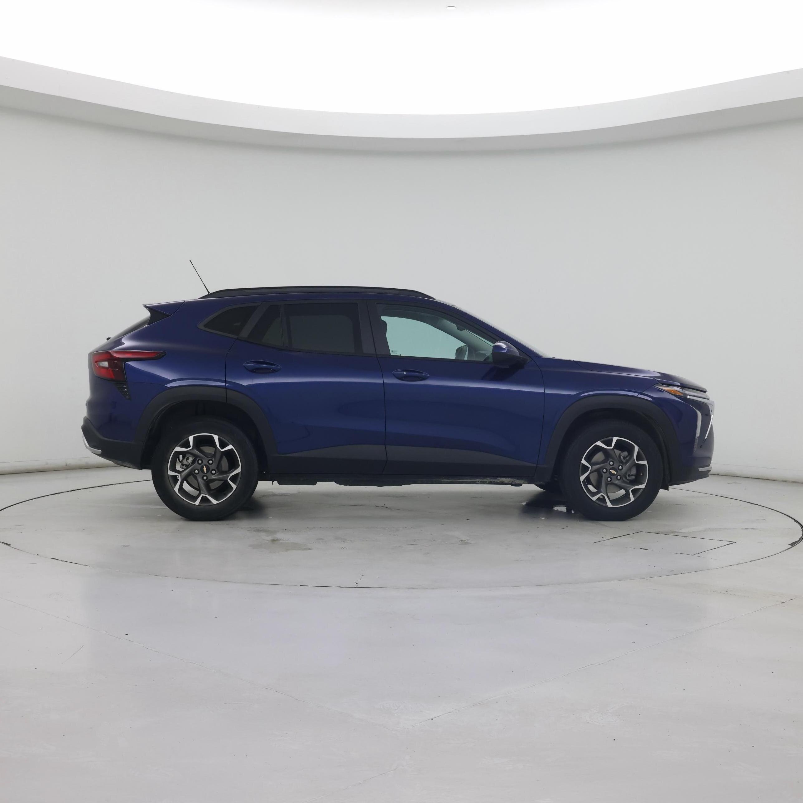 Thumbnail: 2024 Chevrolet Trax - 7