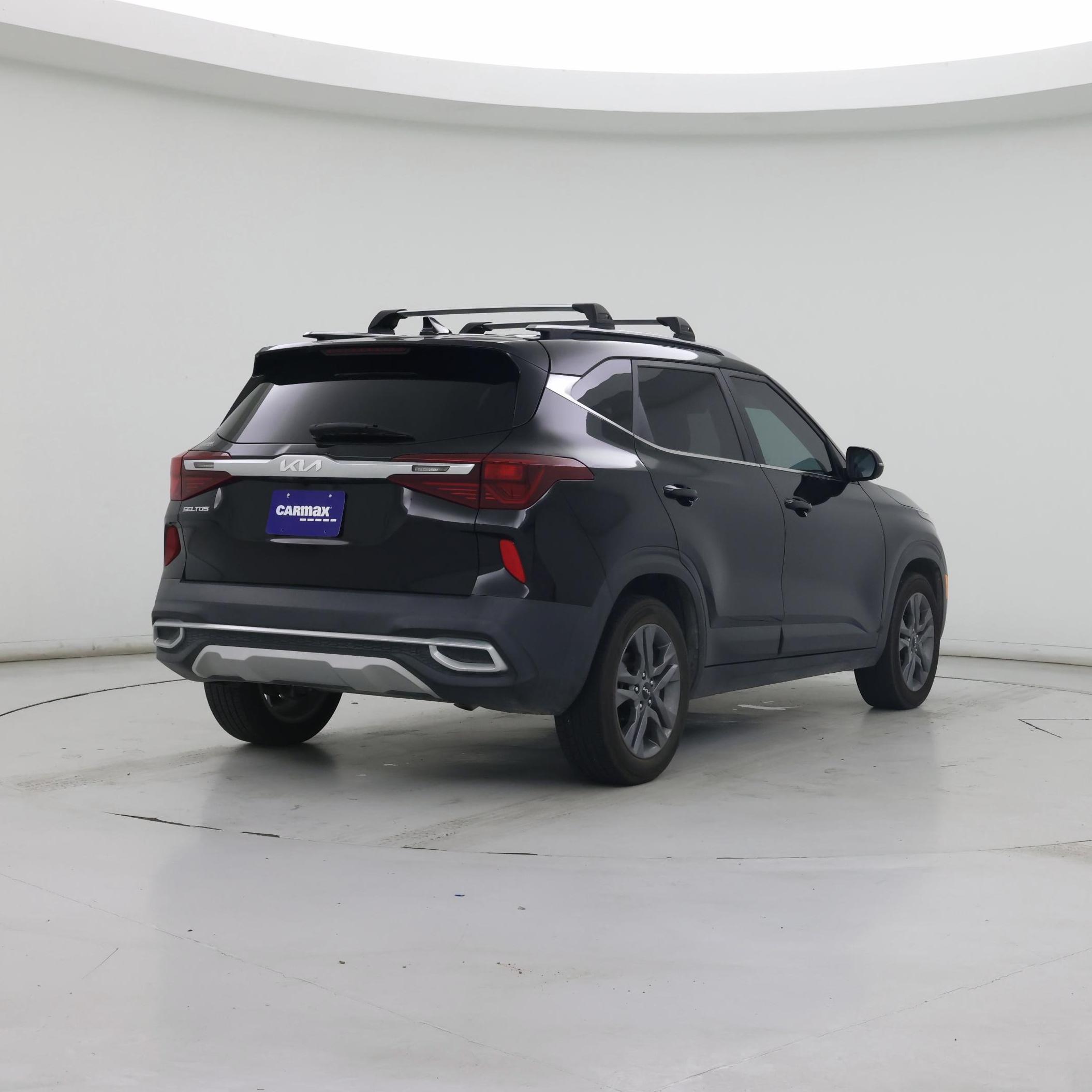 Thumbnail: 2023 Kia Seltos - 8