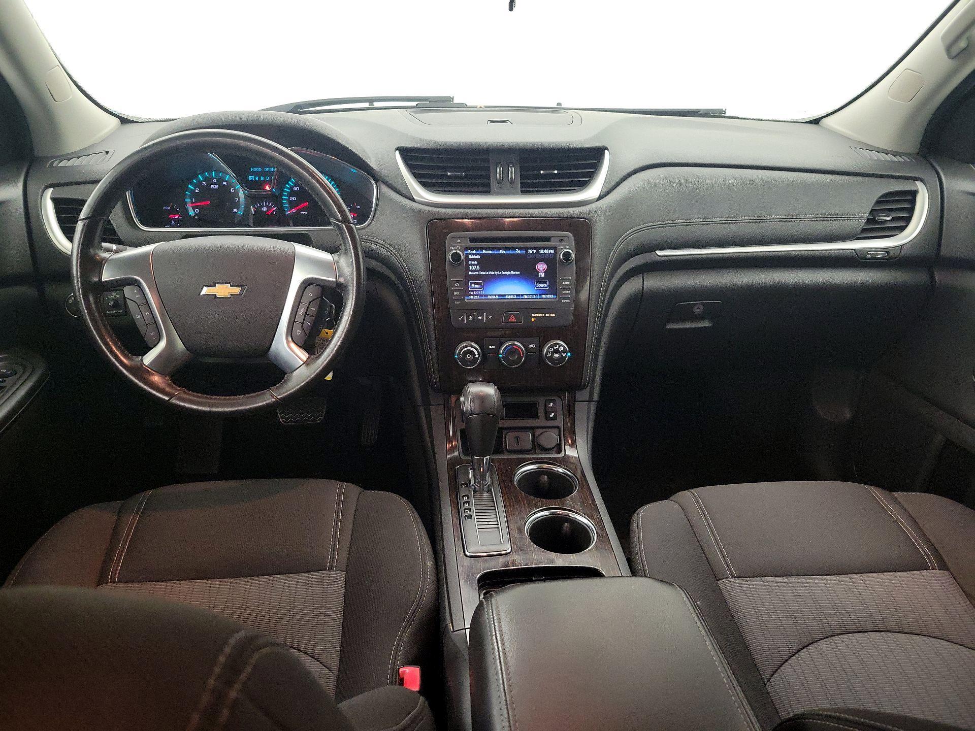Thumbnail: 2015 Chevrolet Traverse - 9
